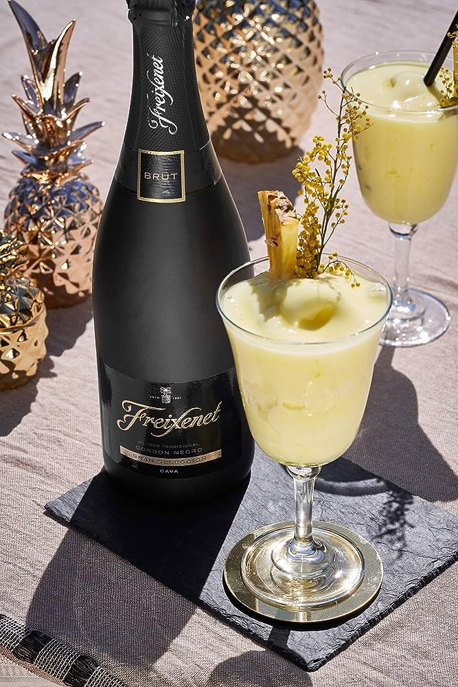 Freixenet Cordon Negro Brut Cava Sparkling Wine - 11.5% ABV | 75 cl Bottle 2