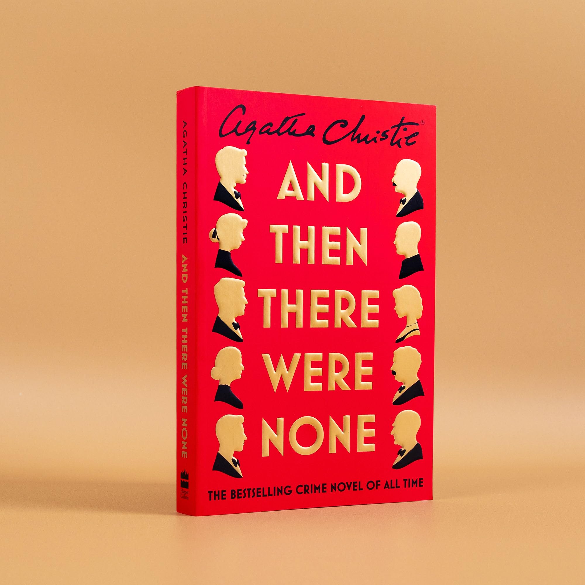 Agatha Christie - And Then There Were None | HarperCollins Signature Edition Paperback 3