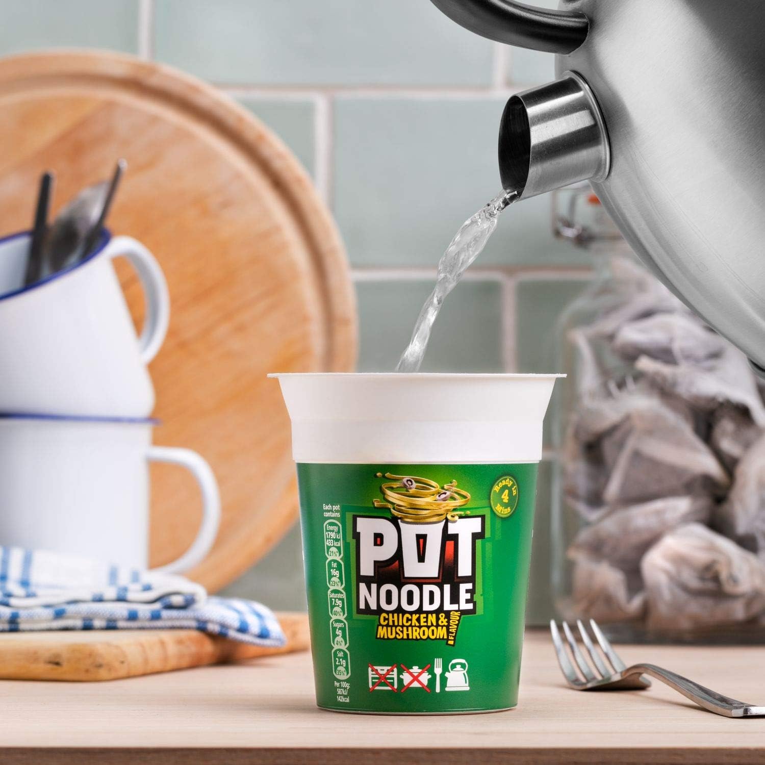 Pot Noodle Chicken & Mushroom Flavour, 12 Pack (12 x 90g) 7