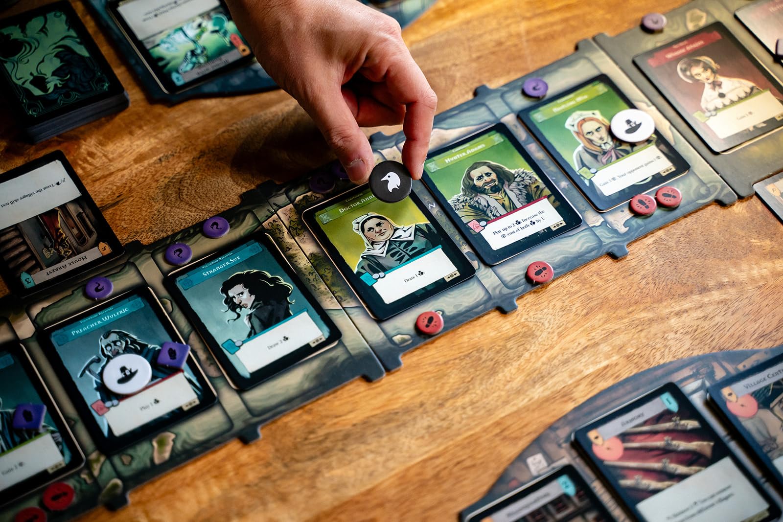 Capstone Games Pagan: The Fate of Roanoke – Asymmetrisches Kartenspiel für 2 Spieler 4