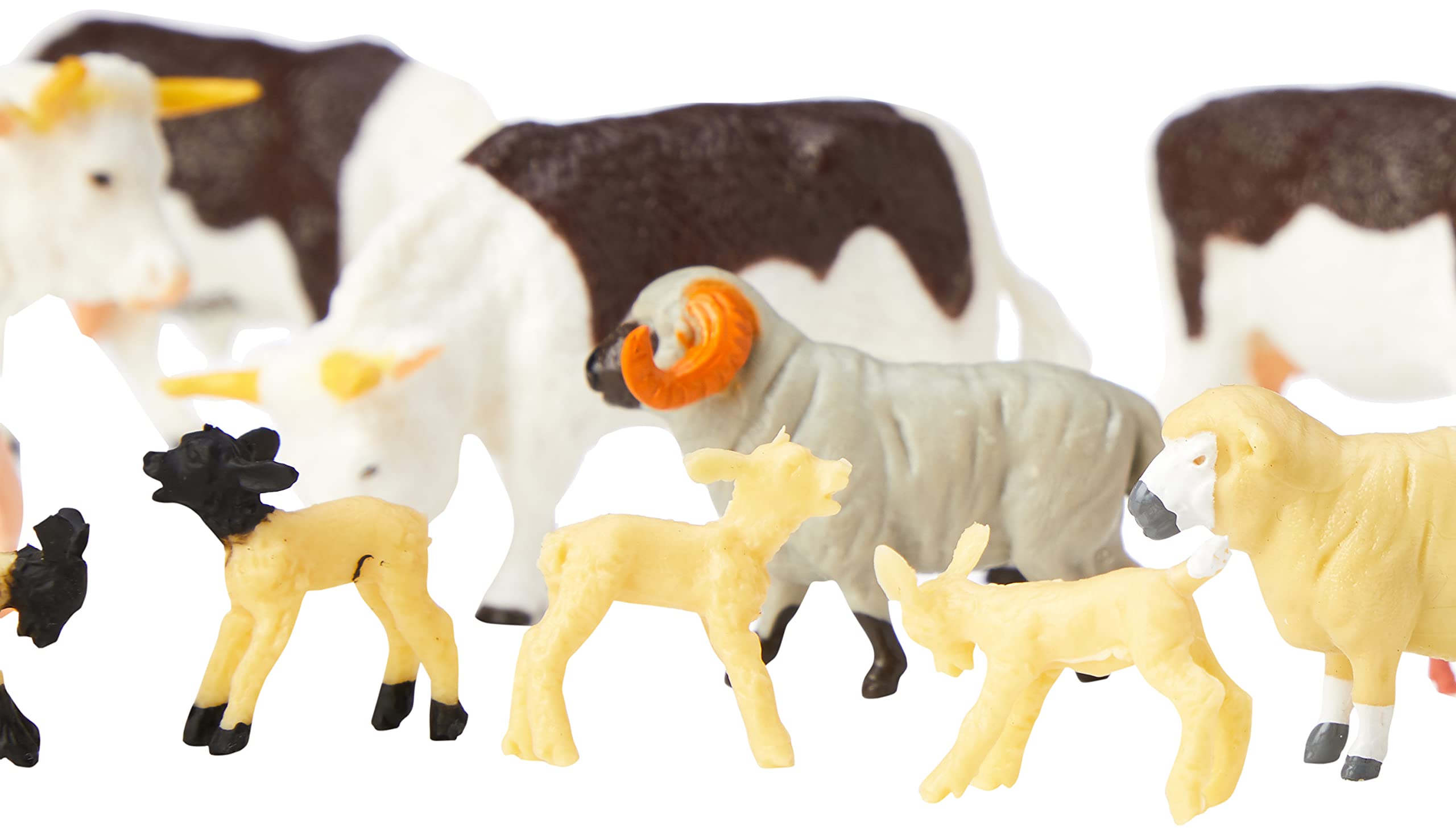 Britains 1:32 Mixed Animal Value Pack Farm Playset - Collectible Farmyard Animals for Kids 3+ 6
