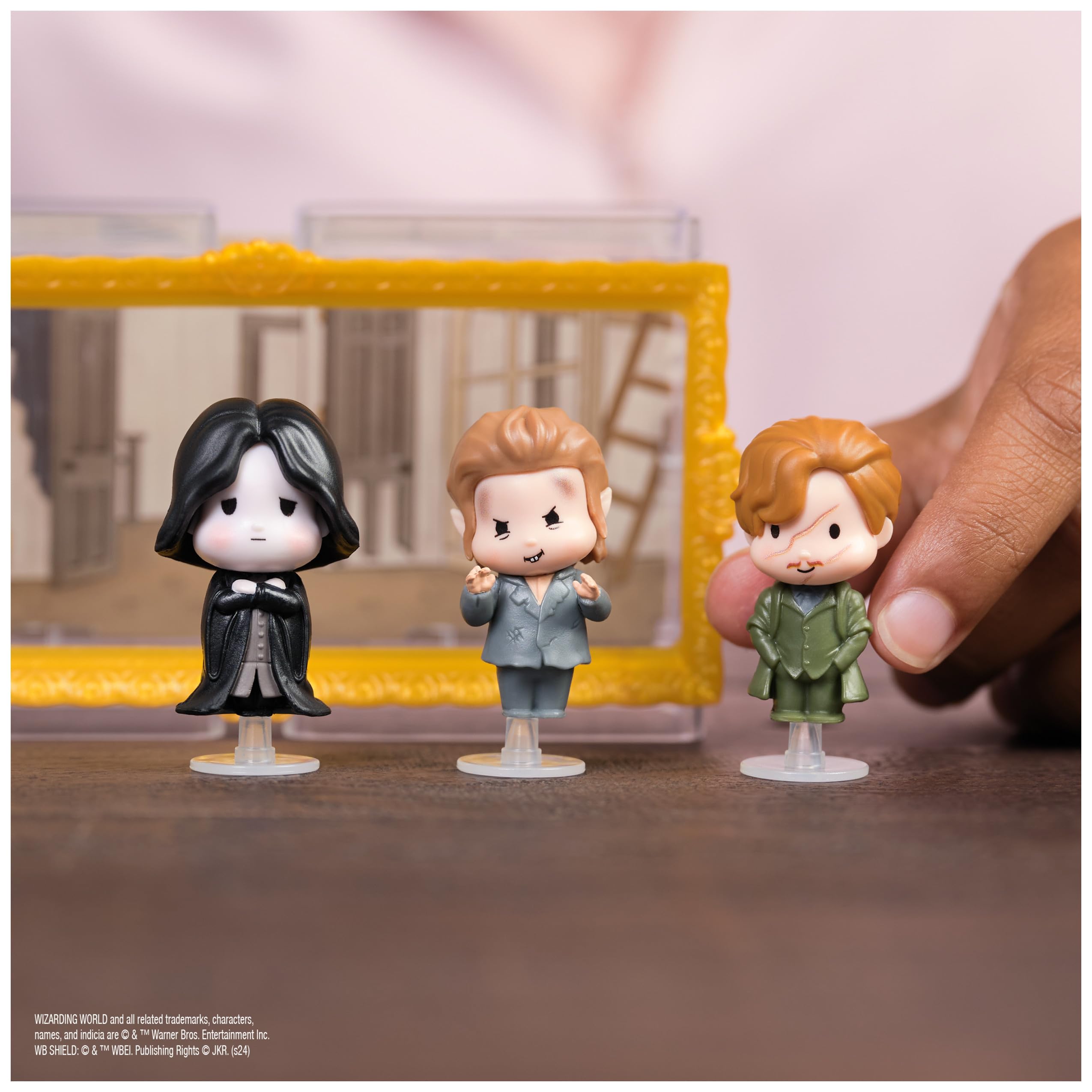 Wizarding World Harry Potter Micro Magical Moments Year 3 Figure Set - Remus Lupin, Severus Snape & Peter Pettigrew with Display Case 4