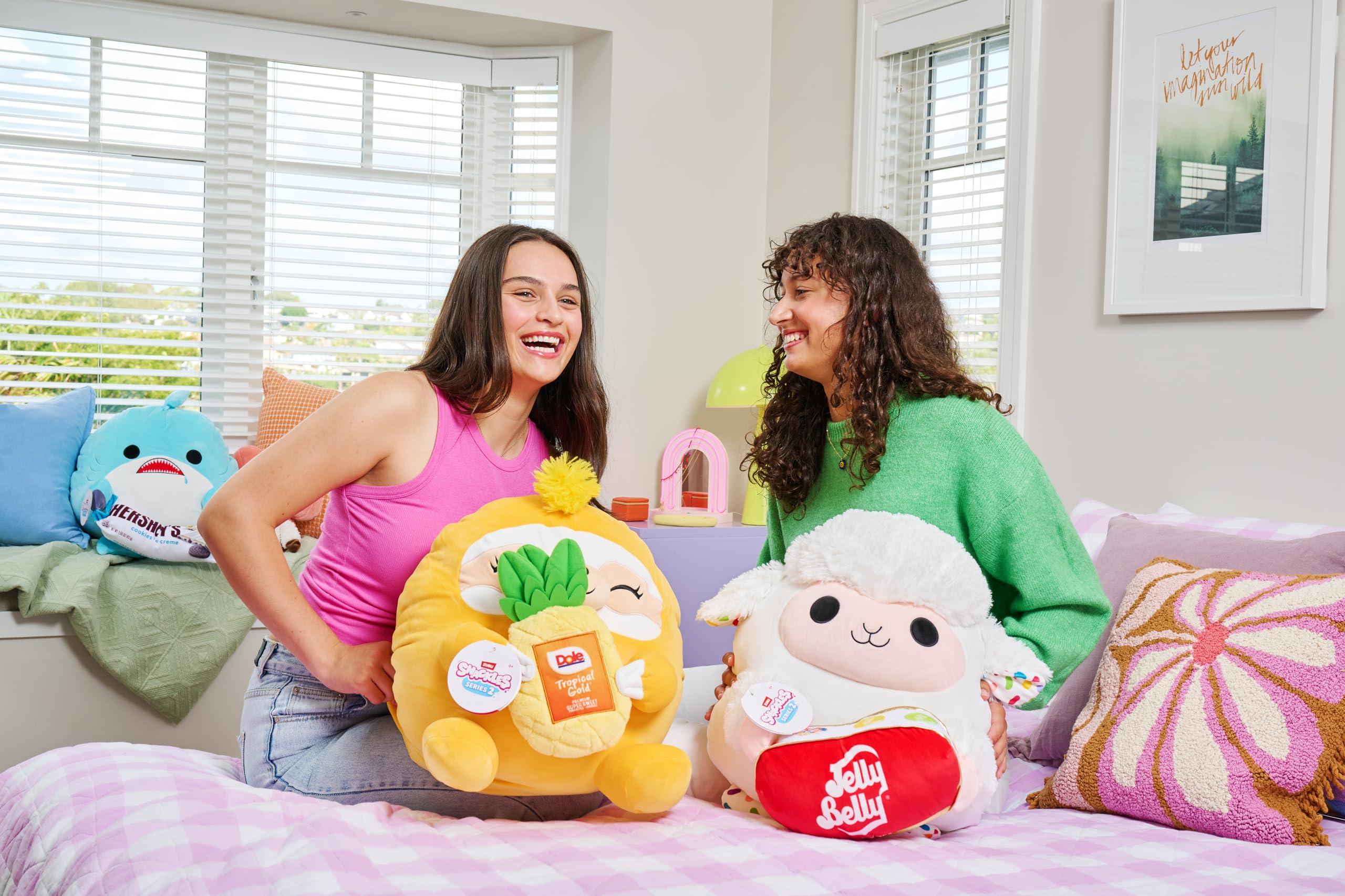 Snackles Series 2 - Pink Shrimp Plush Toy with Sour Cream & Onion Pringles