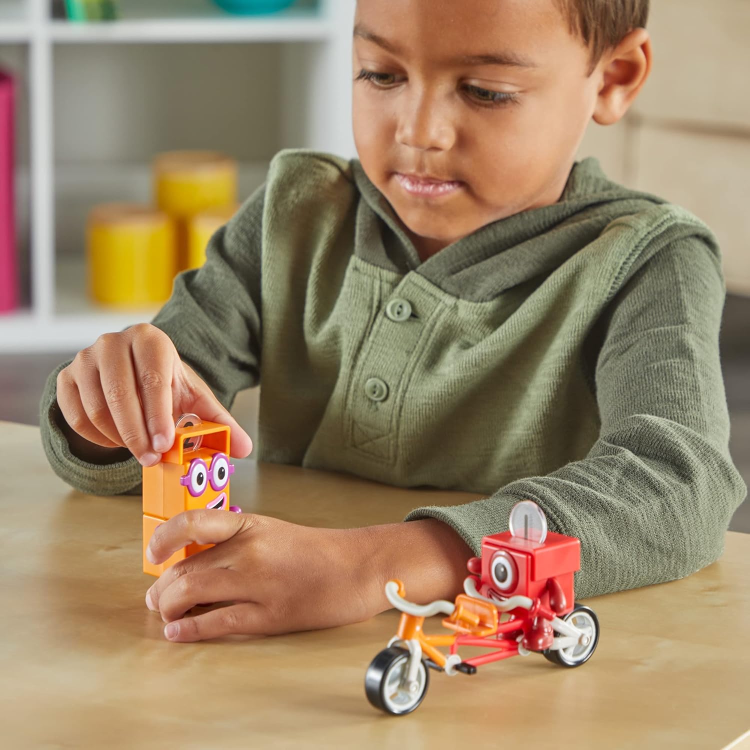 Numberblocks One and Two Bike Adventure - Tandem Bike Playset for Ages 3-7 9