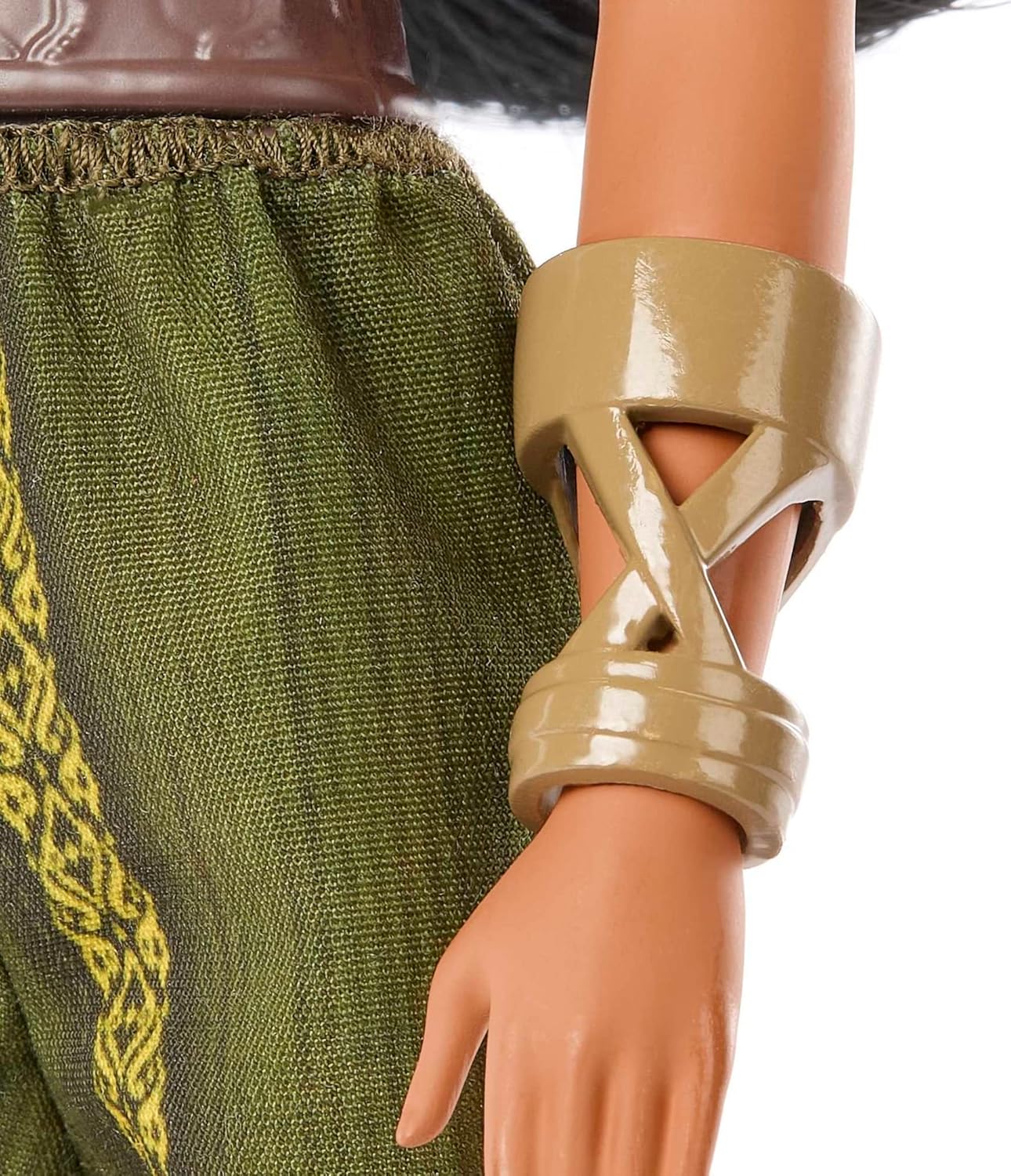 Disney Raya Posable Fashion Doll with Movie-Inspired Outfit and Accessories 5