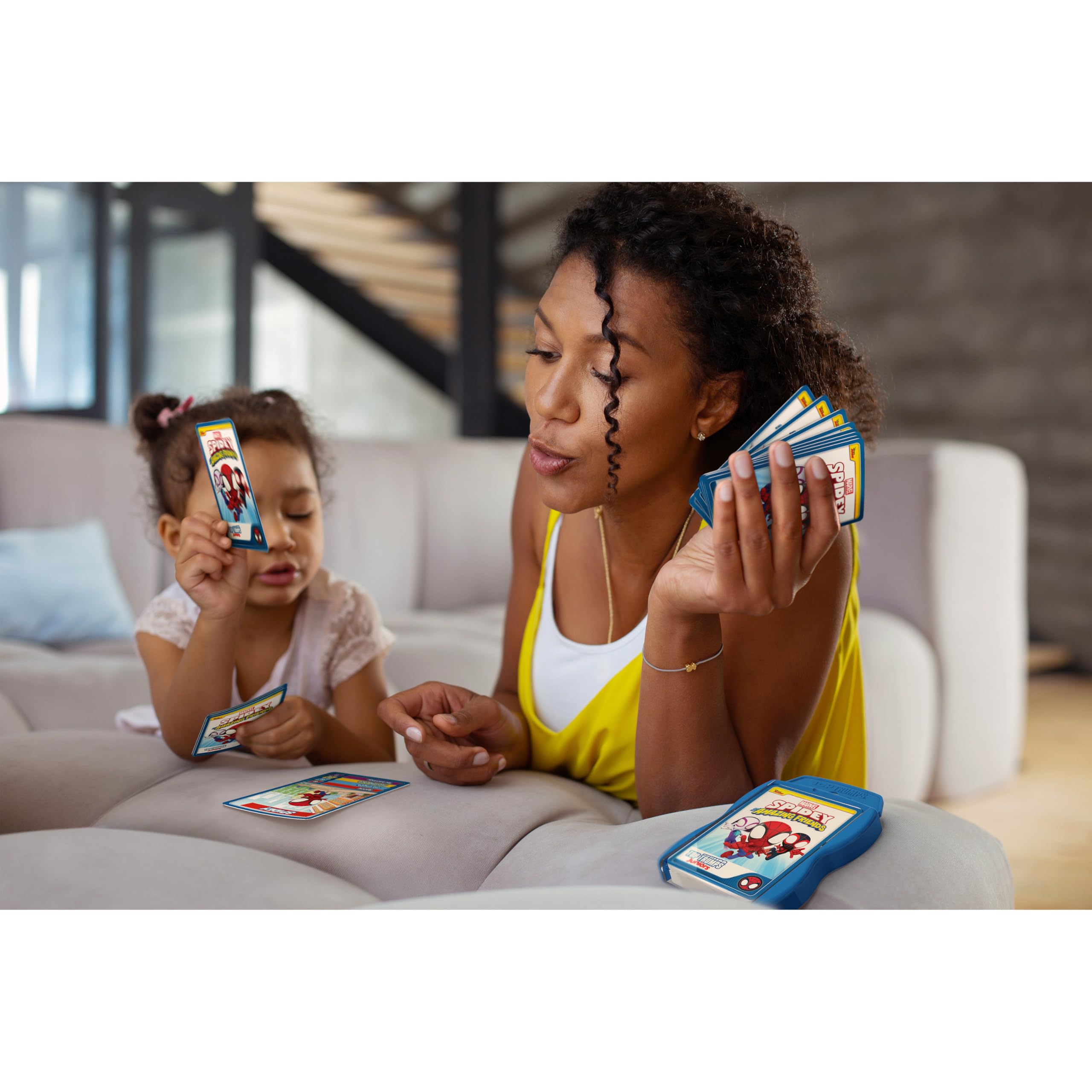 Top Trumps Spidey and Friends Junior Card Game 4