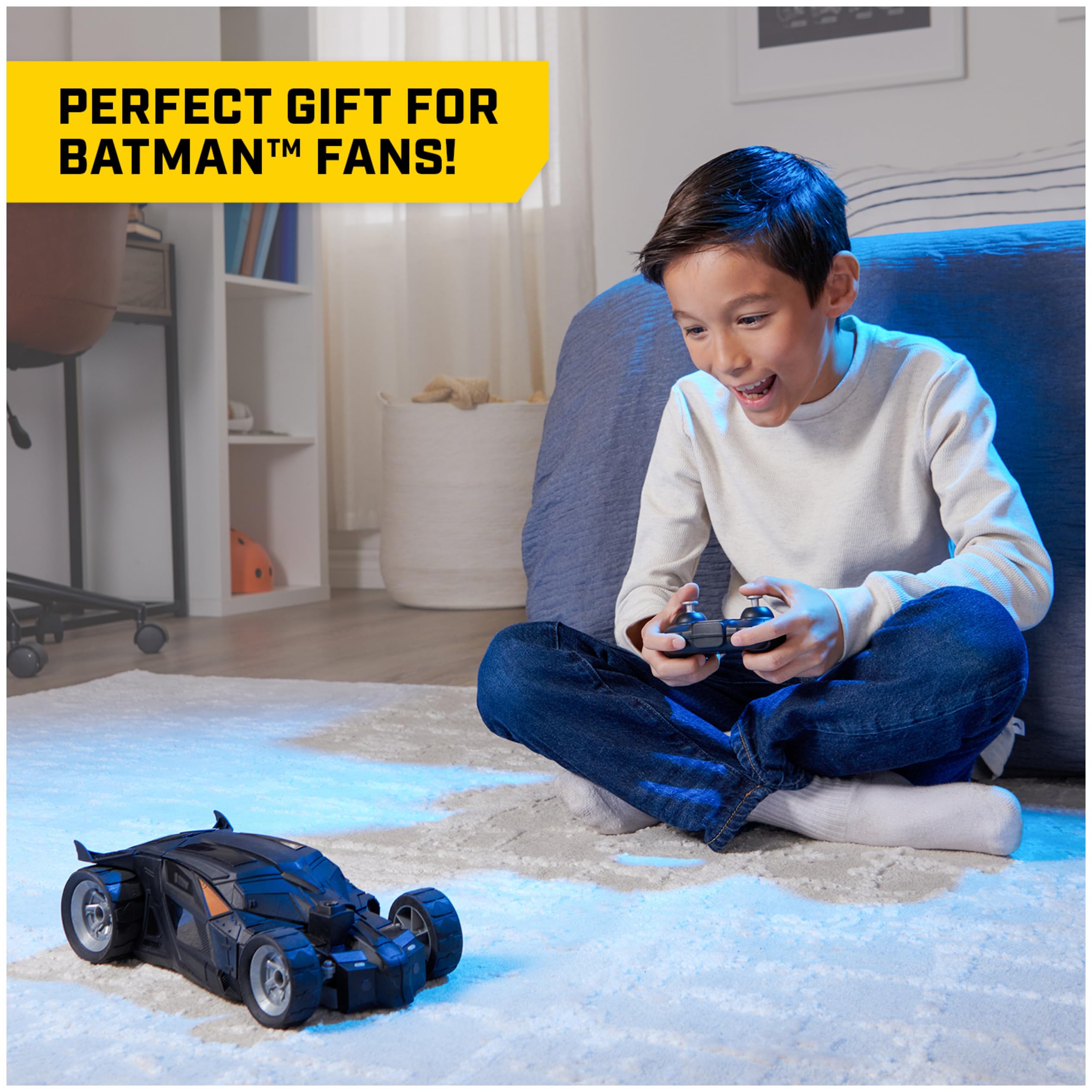DC Comics Batman Batmobile Remote Control Car - 1:20 Scale, Includes 10 cm Batman Figure 13