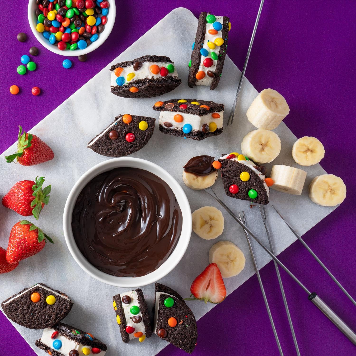 M&M'S Minis Milk Chocolate Bag, 177g - Shareable Chocolate Snack for Gifting & Treats 5