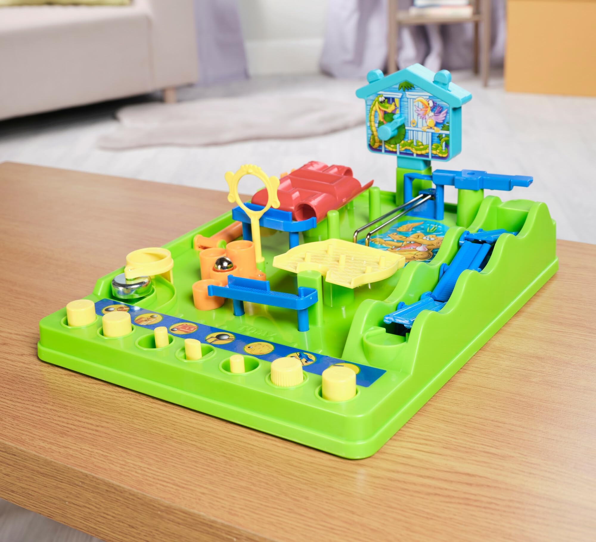 TOMY Screwball Scramble Classic Action Board Game 3