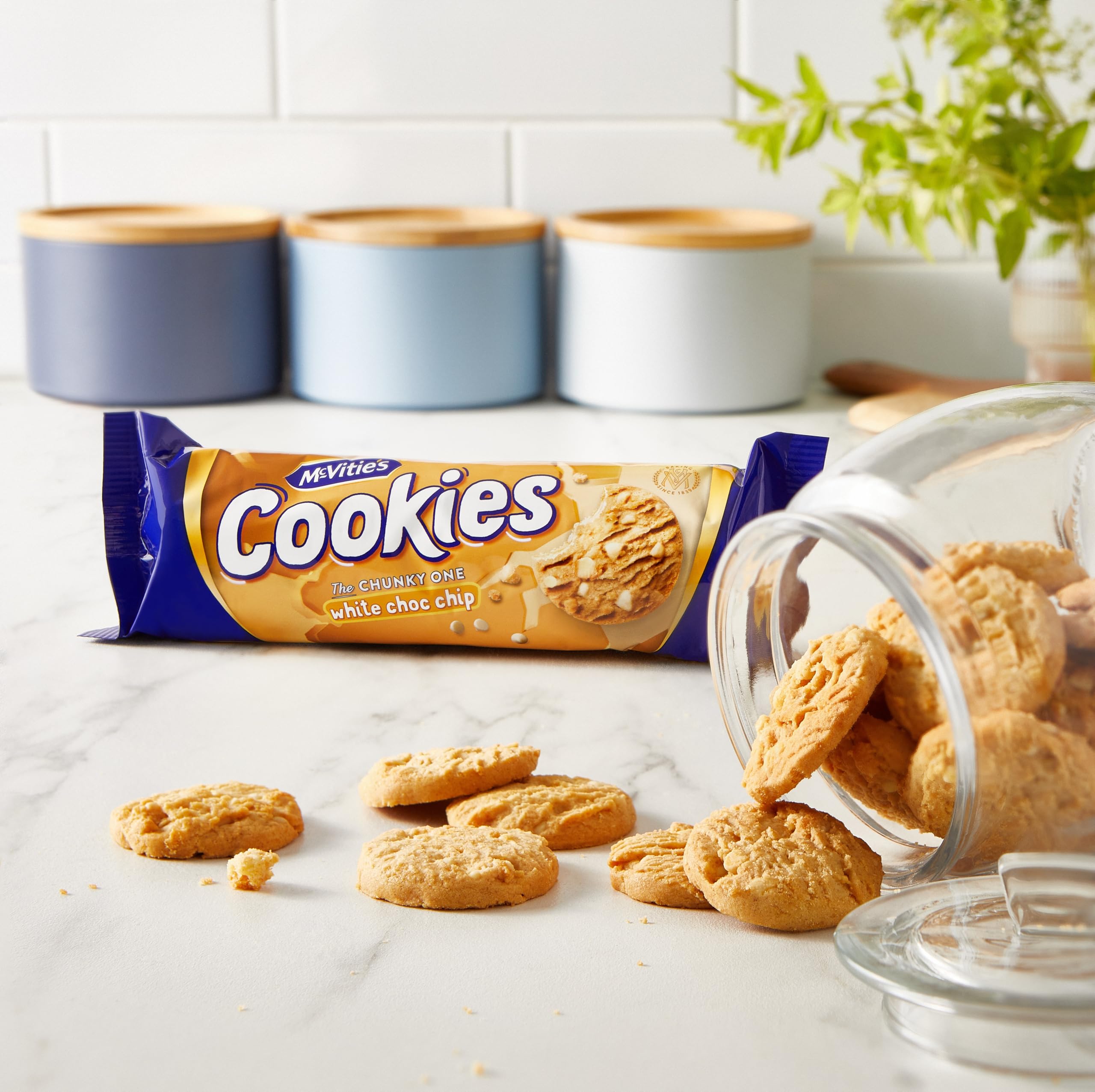 McVitie's - The Chunky One White Chocolate Chip Cookies, 150g