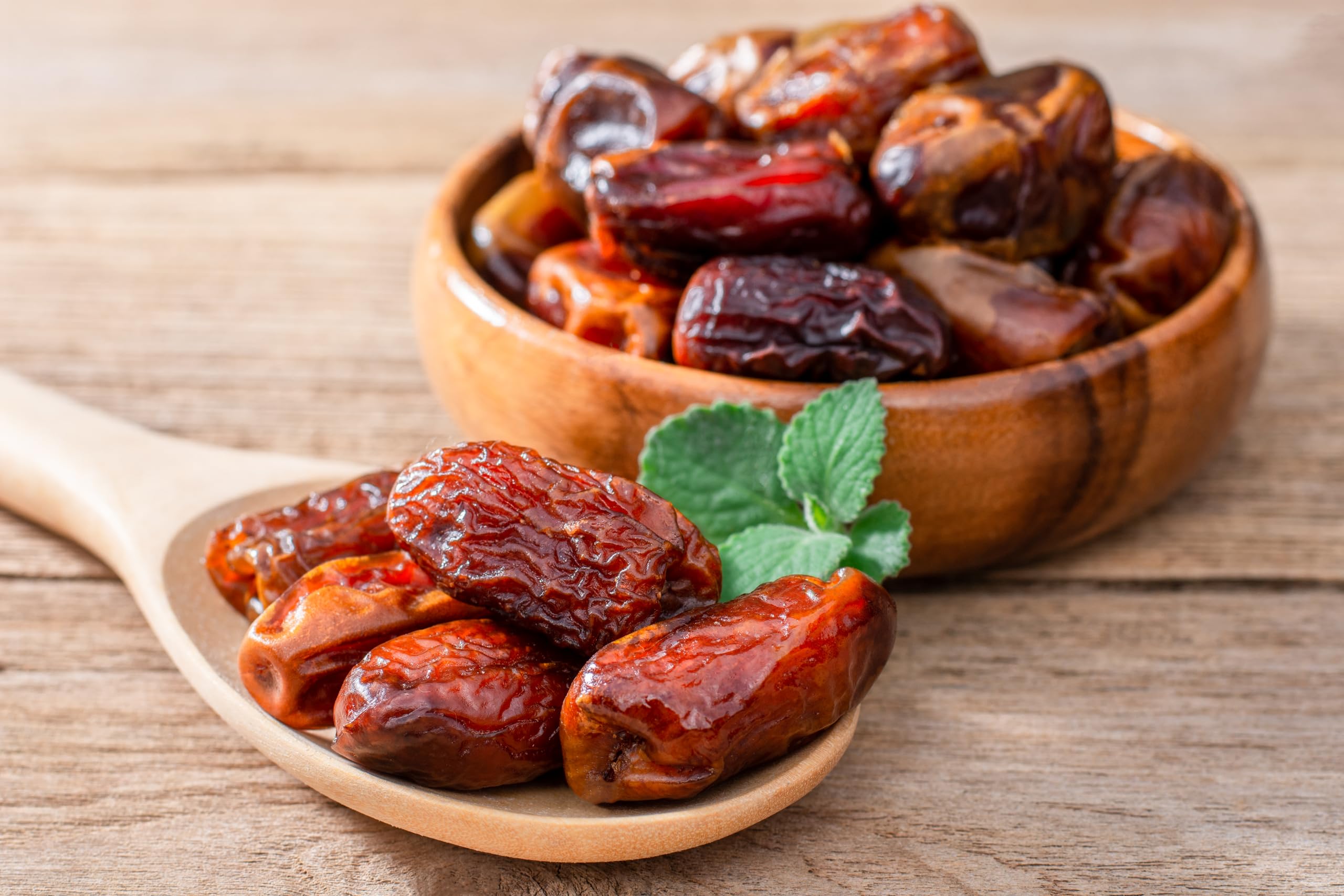 Mundo Feliz Organic Dried Pitted Dates - 1kg Total (2 x 500g Packs) | Sun-Dried, Vegan 7