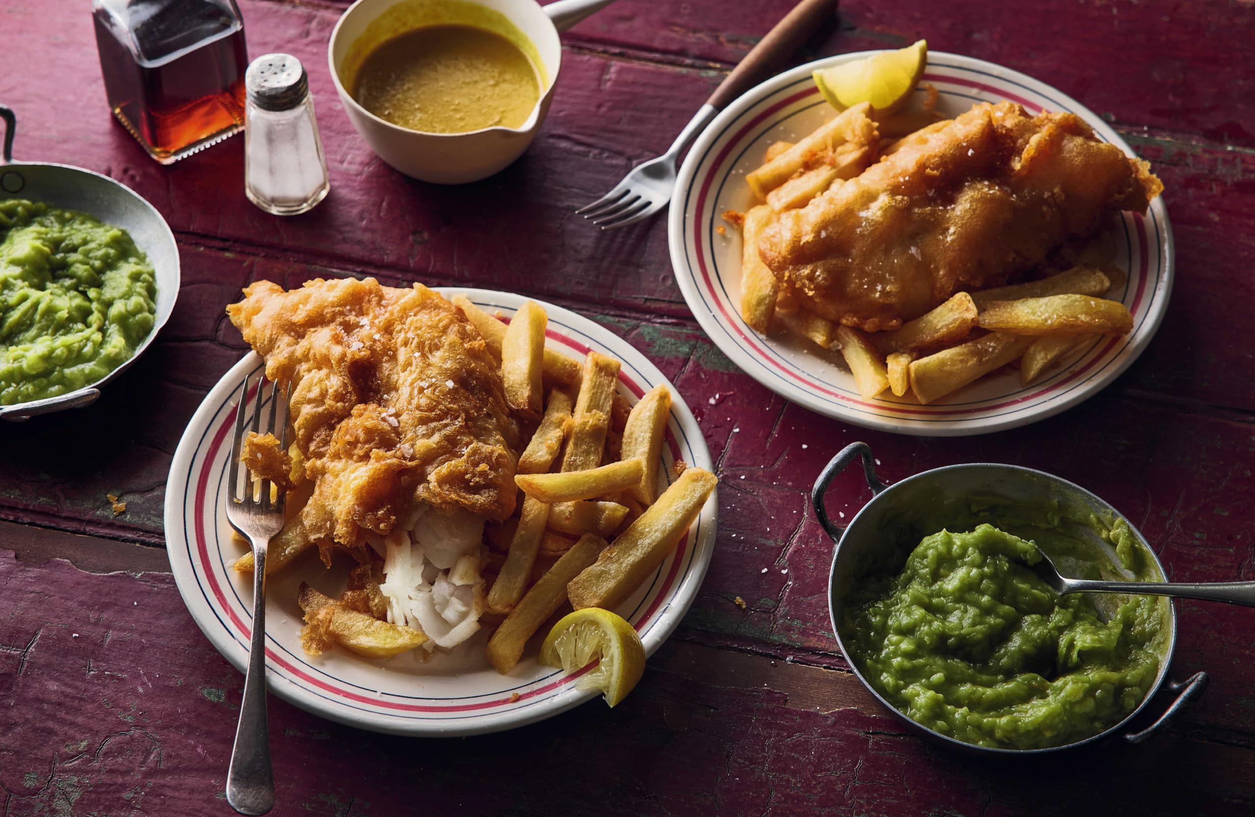 Ebury Press Pub Grub: Cosy and Comforting British Recipes at Home | Hardcover 3
