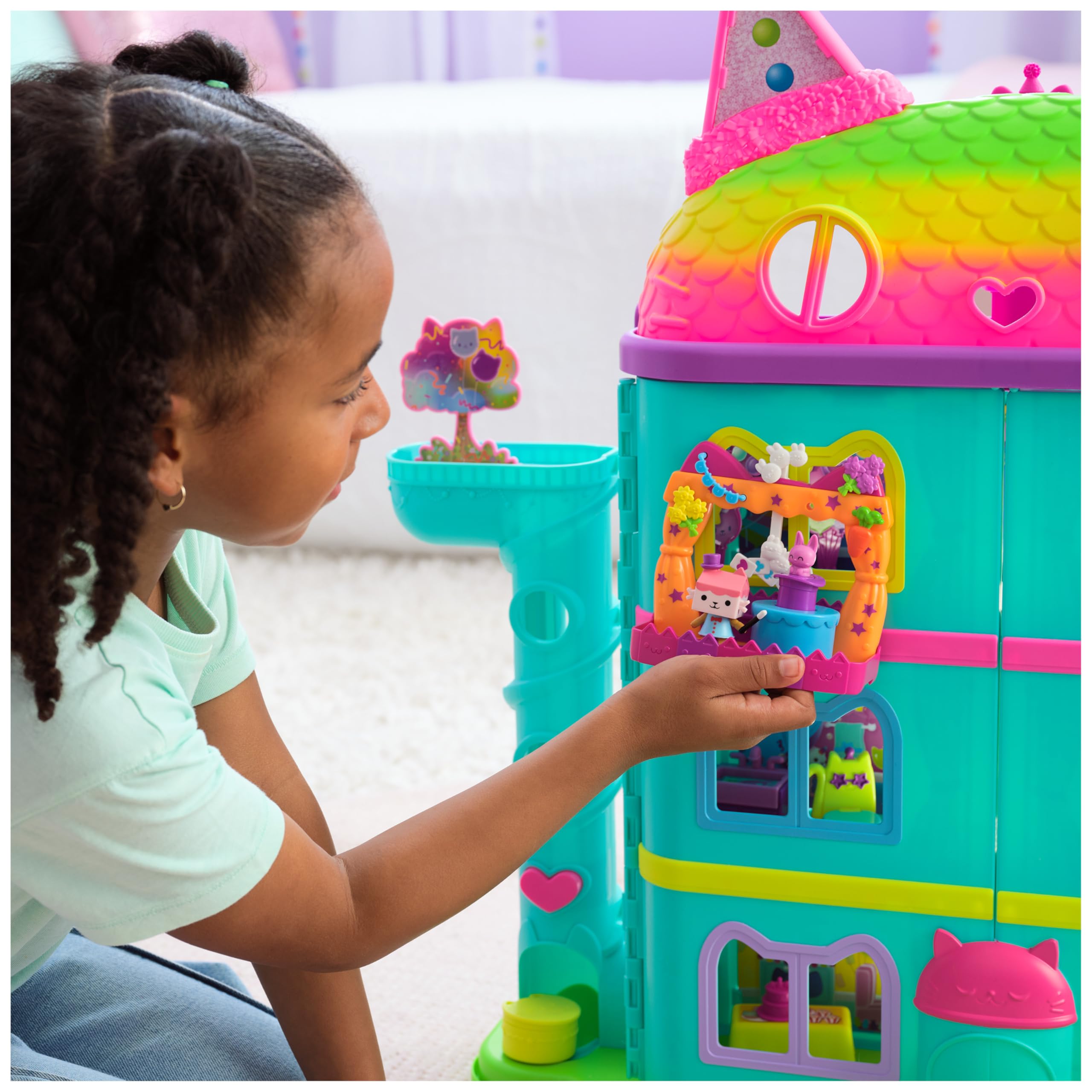 Gabby’s Dollhouse Baby Box Talent Show Balcony Playset - 8-Piece Dollhouse Playset with Figure & Accessories 6