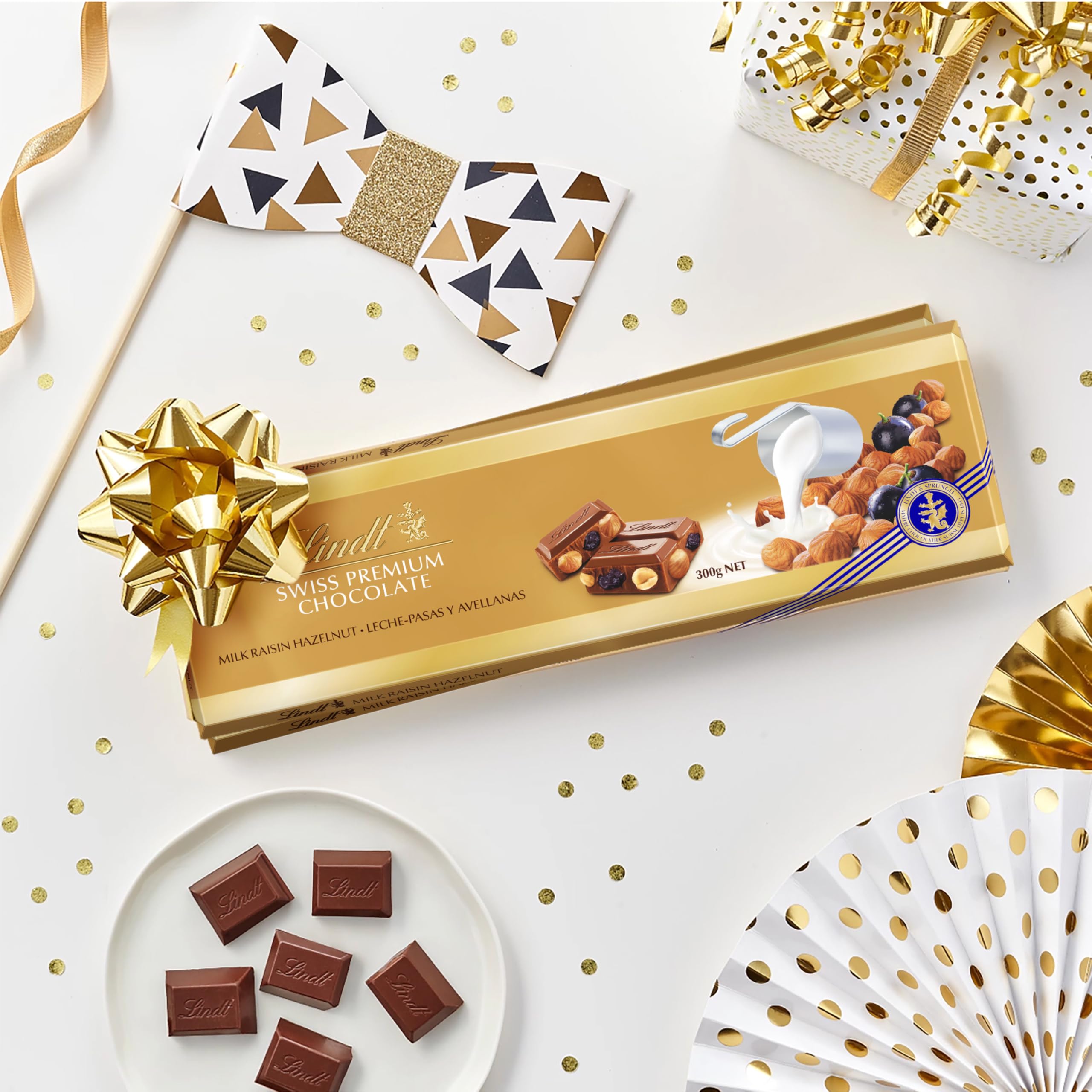 Lindt Swiss Milk Chocolate Hazelnut and Raisin Gold Bar 300g 6