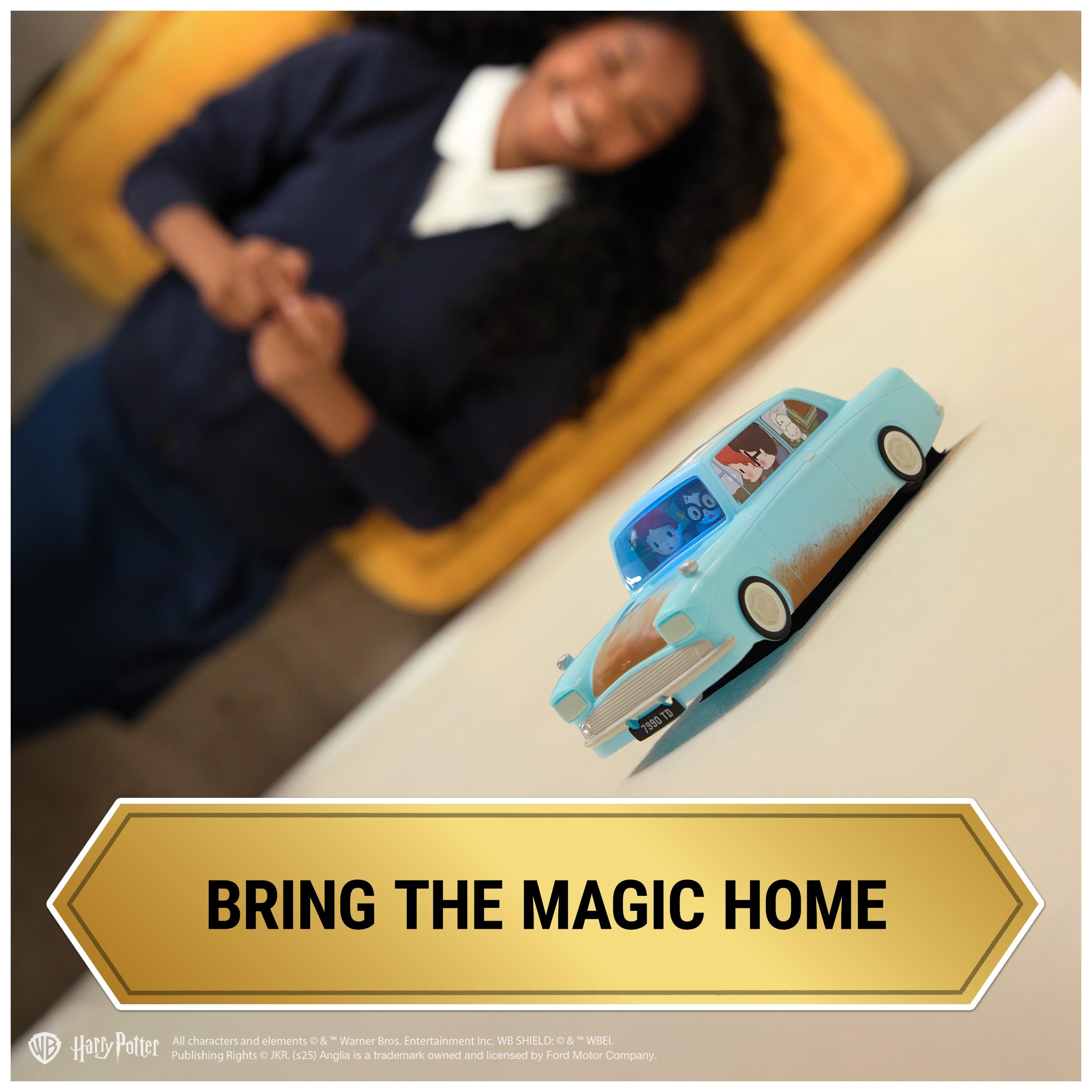 Weasley’s Flying Remote Control Car - Wall-Climbing Harry Potter RC Vehicle for Kids 6+ 4