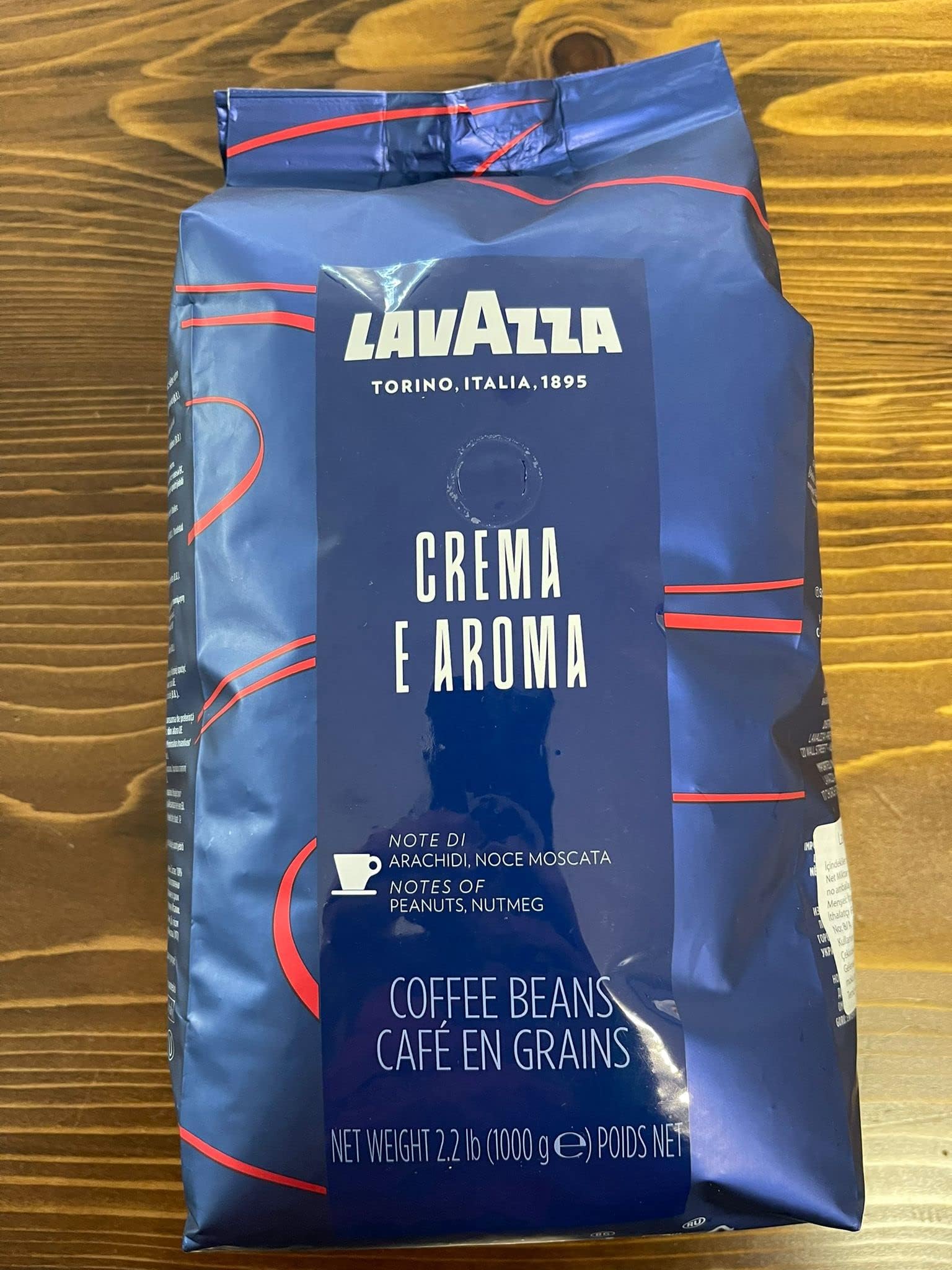 Lavazza Crema e Aroma Coffee Beans - Medium Roast Arabica and Robusta Blend (1kg) 7