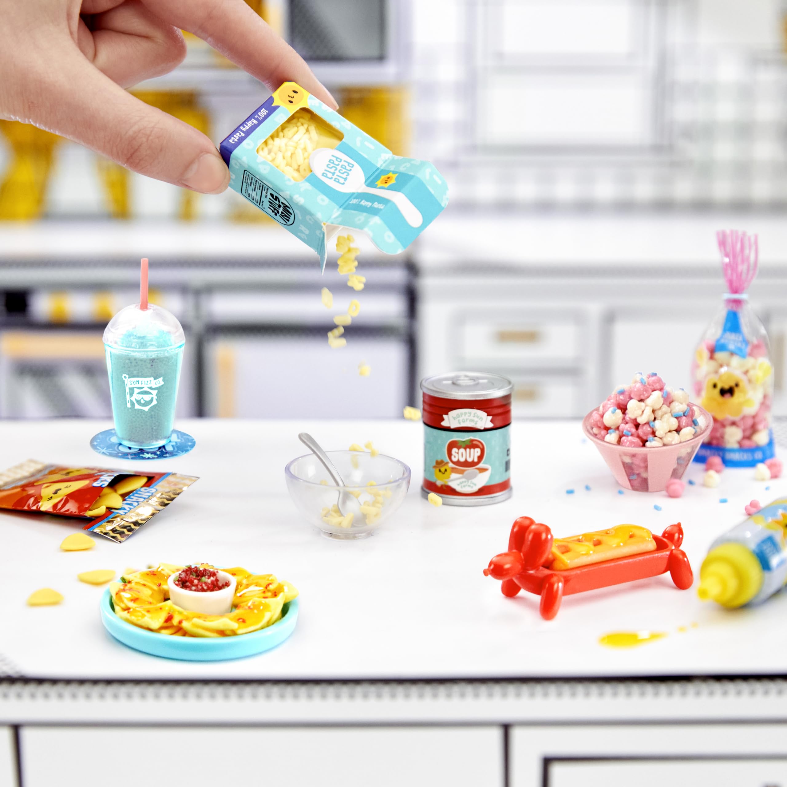 MGA's Miniverse Make It Mini Food Cafe Series 2 - DIY Resin Craft Playset for Kids Aged 8+ 8
