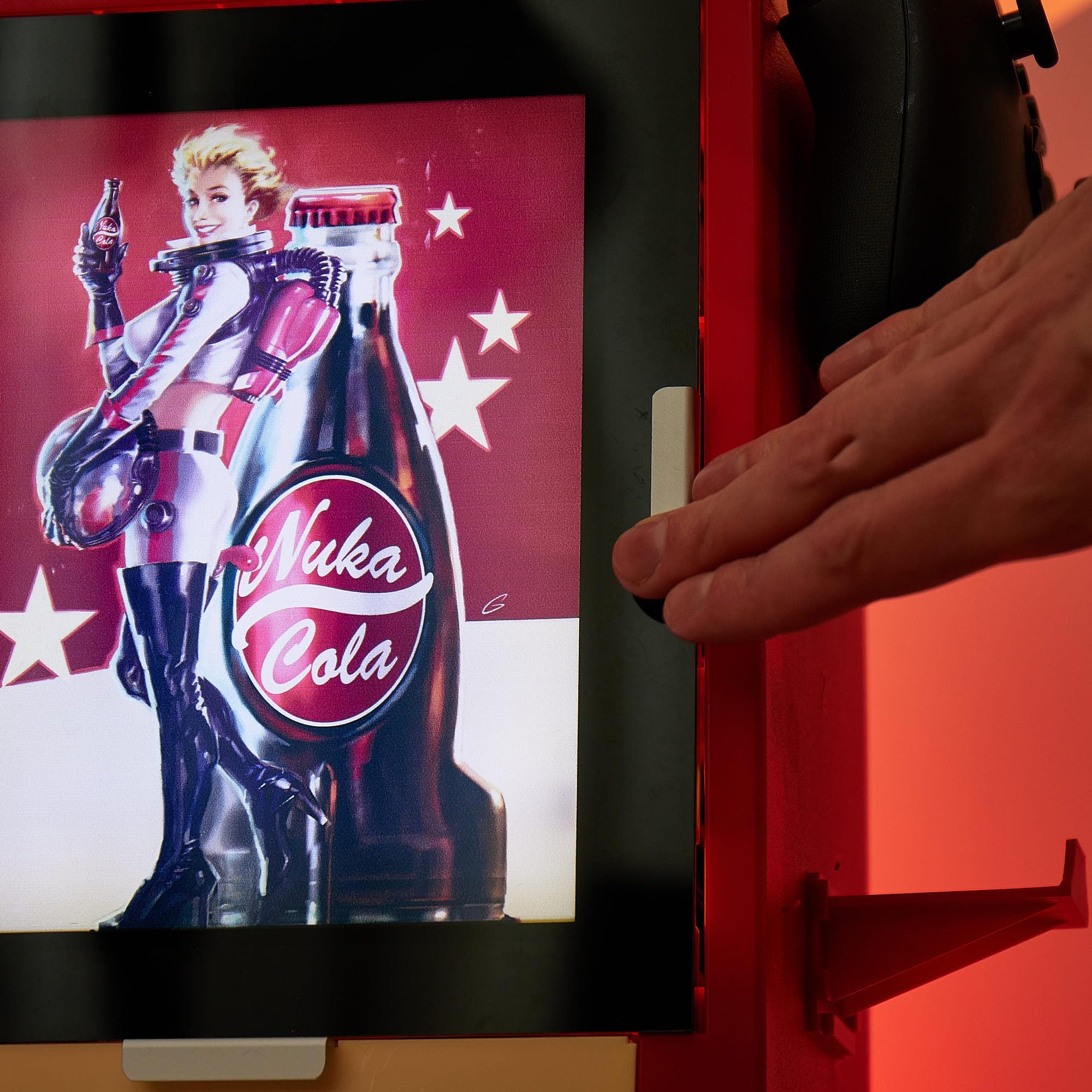 Fallout Nuka Cola LED Light Gaming Locker with Controller Storage by Numskull 5