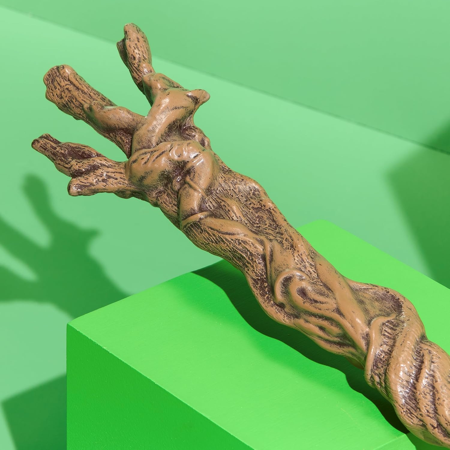 Wicked: Elphaba Broom Replica - The Noble Collection (91 cm, Ages 5+) 7