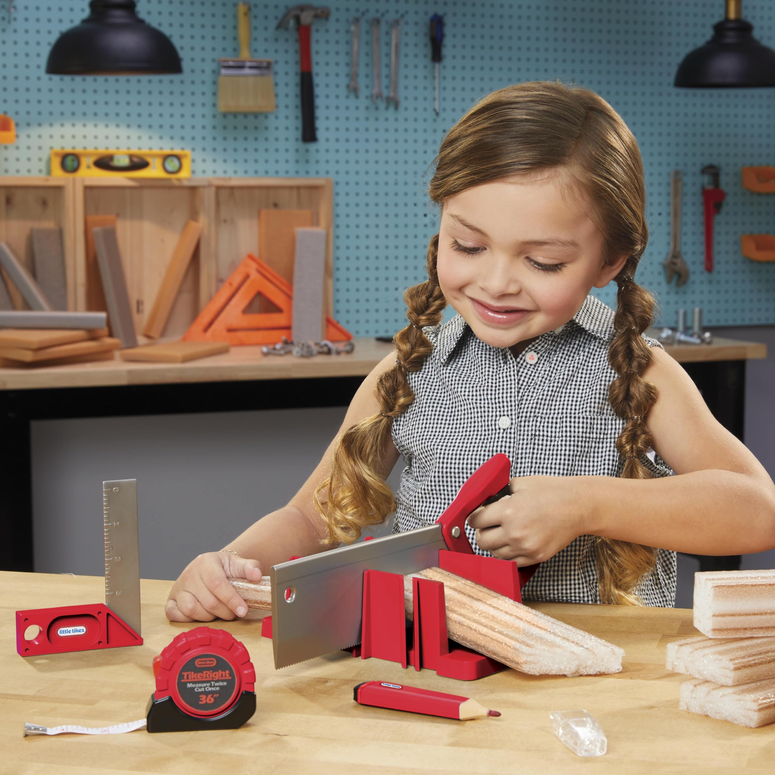 Little Tikes Creative Construction Measure & Cut Set - Pretend Play Building Kit with 5 Realistic Tools and Foam Wood 5