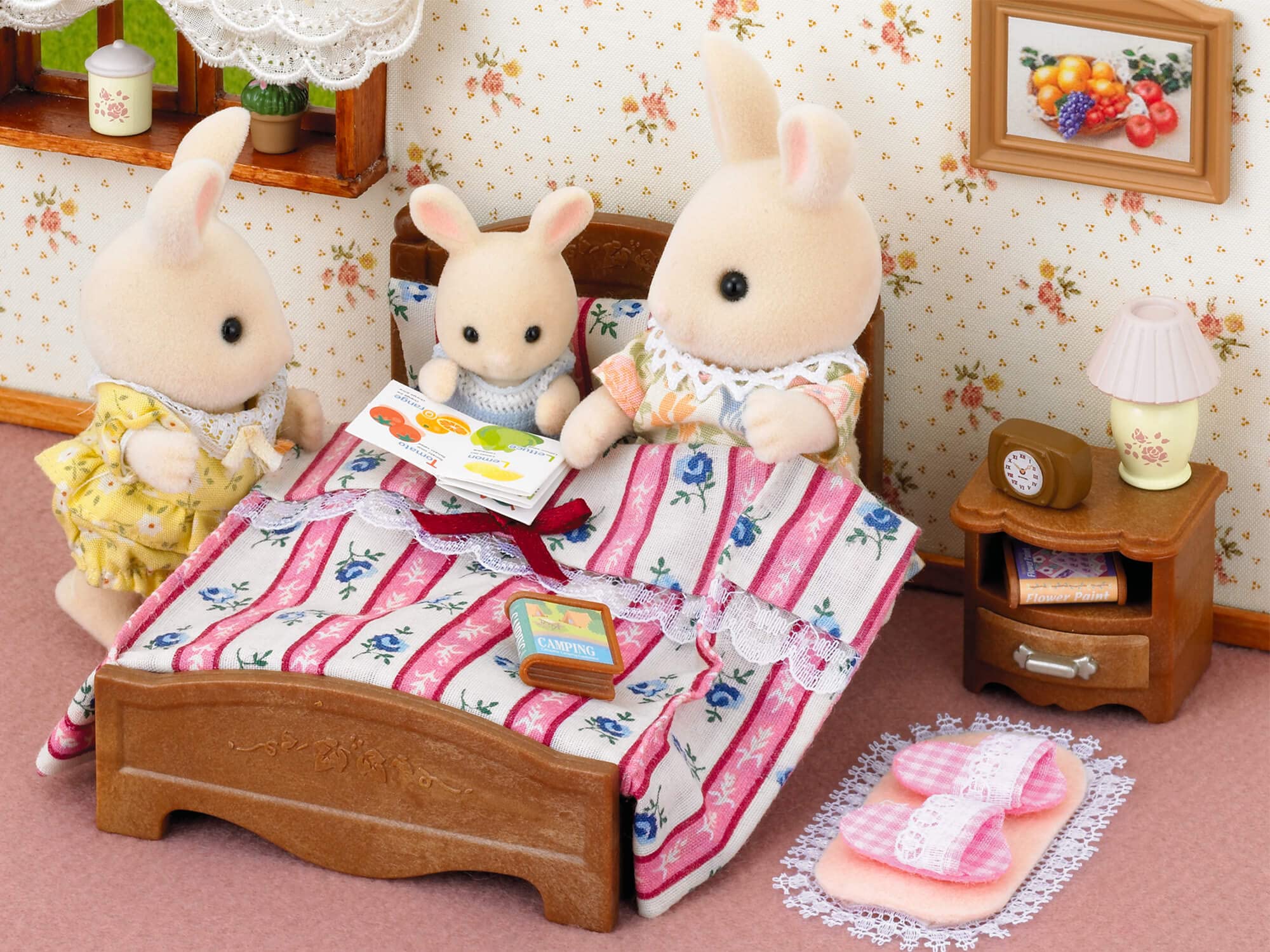 Sylvanian Families Semi-Double Bed - Dollhouse Furniture Set 5019 4