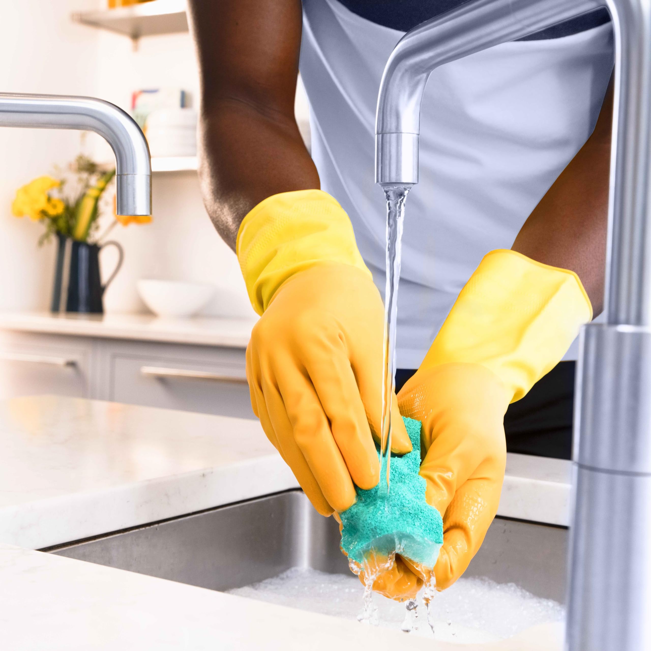 Marigold Cleaning Me Softly Non-Scratch Scourer - Teflon Approved | 28 Total Scourers | Green