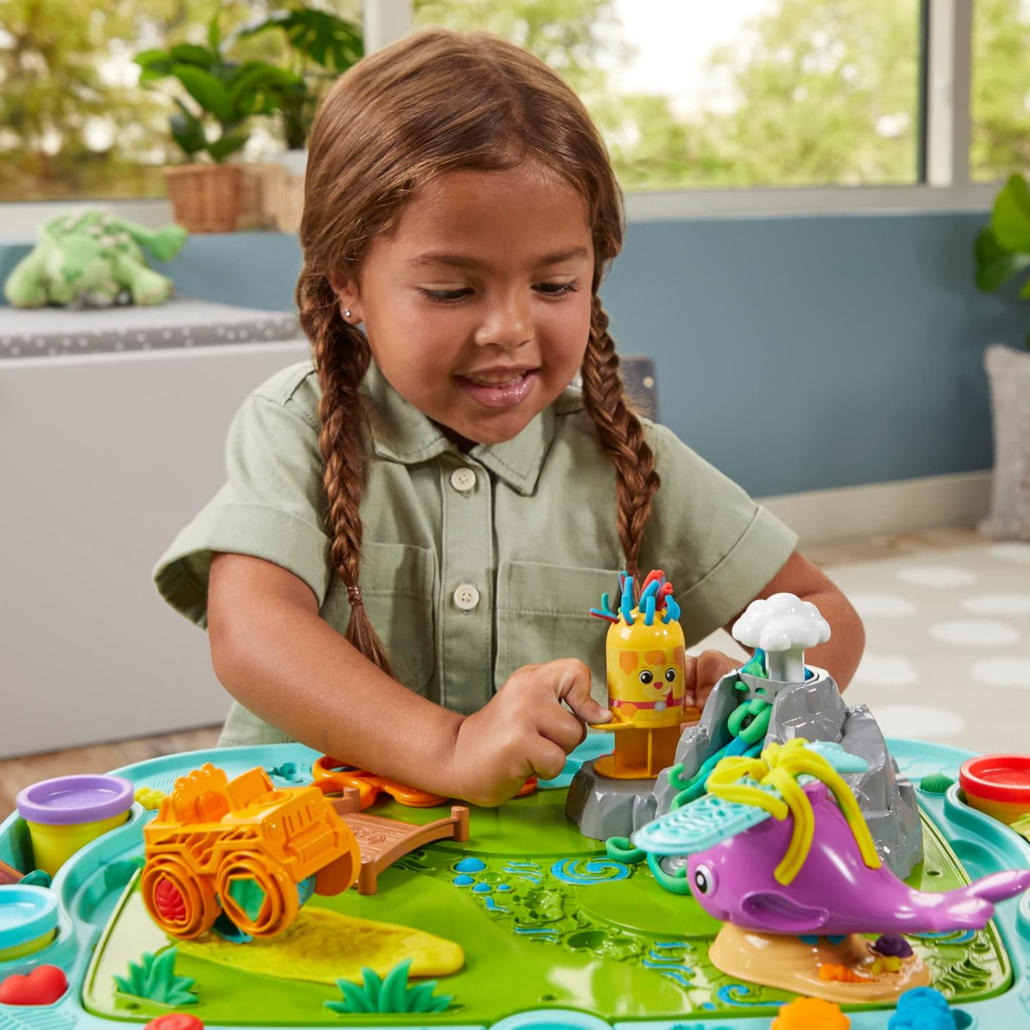 Play-Doh F6927 1st Creative Table - Reversible Arts & Crafts Center for Kids 3+ 12
