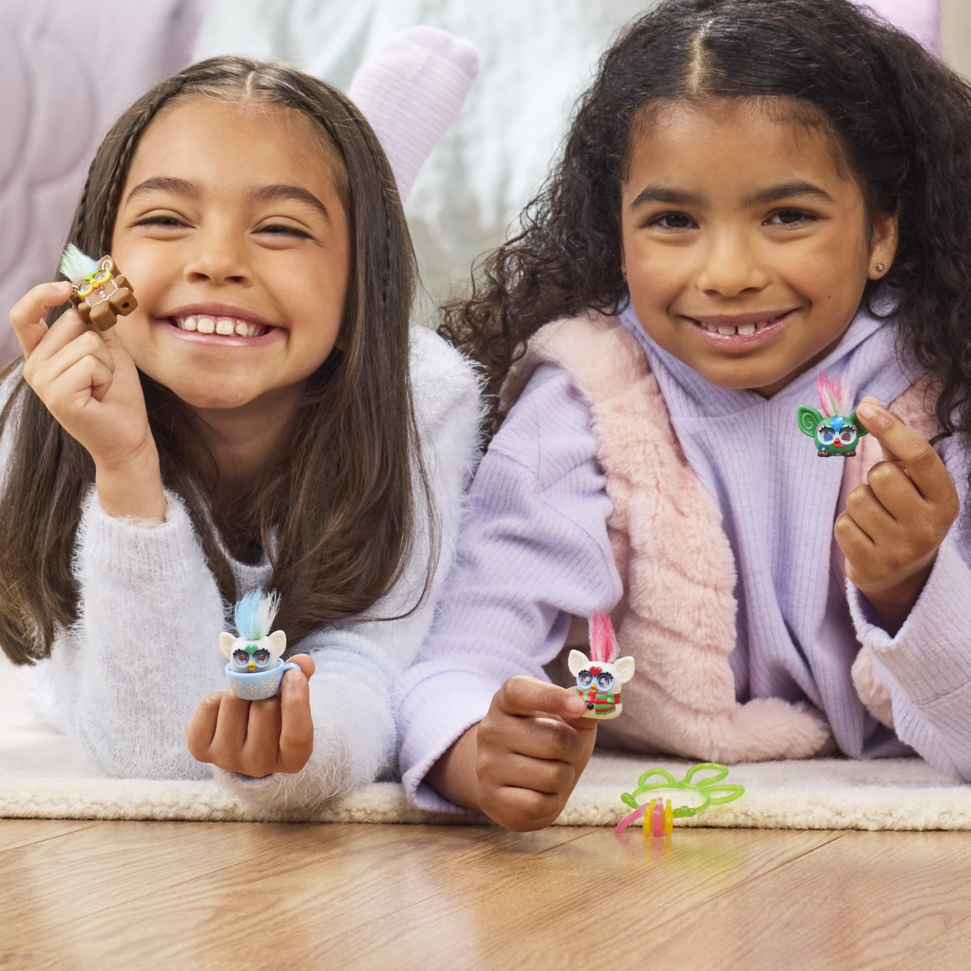 Furby Minis Furbulous Advent Calendar - 24 Days of Collectible Figures, Stickers & Keychain Charms 8