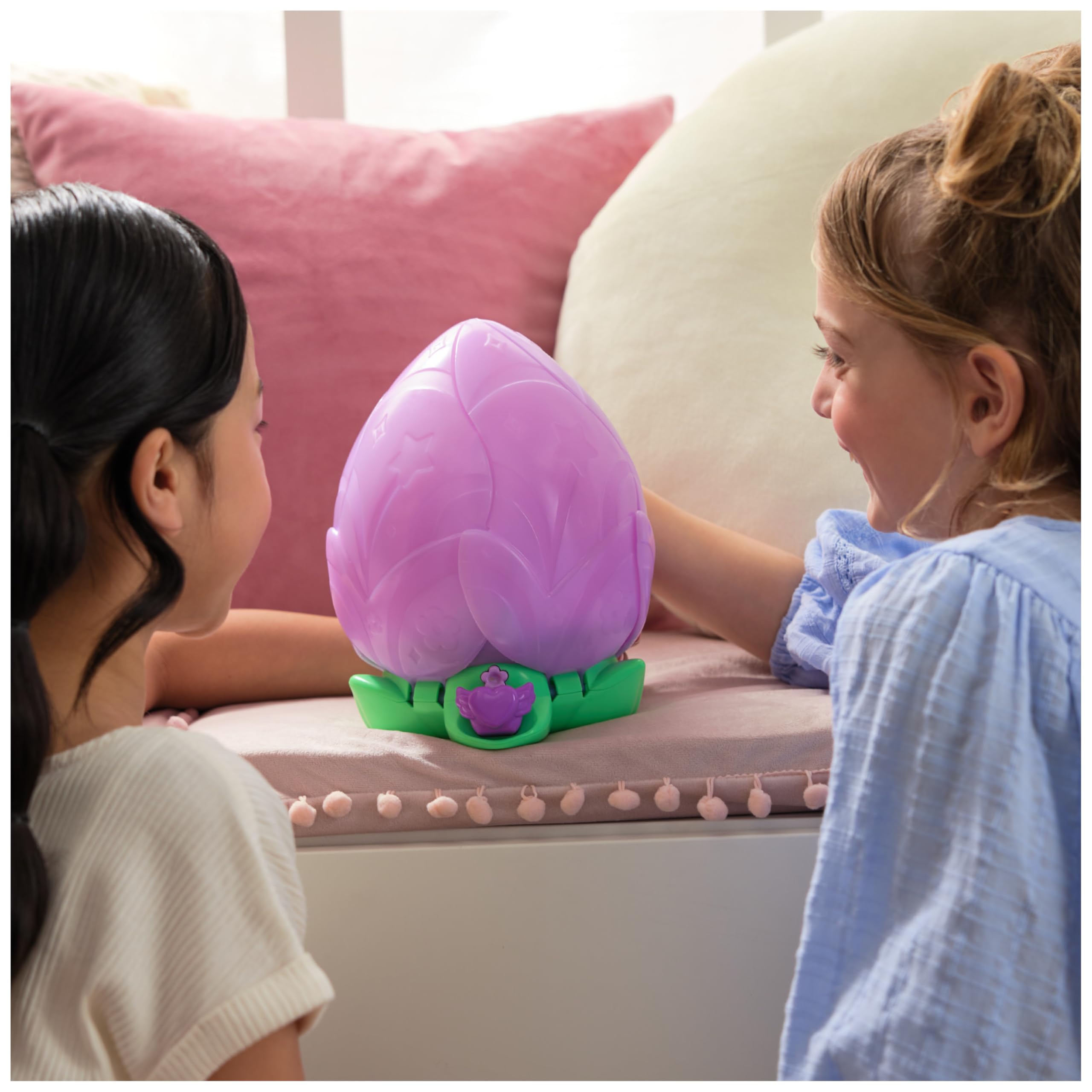 HATCHIMALS Bloomables Puppyfly Surprise Interactive Toy with Flower and Accessories 9