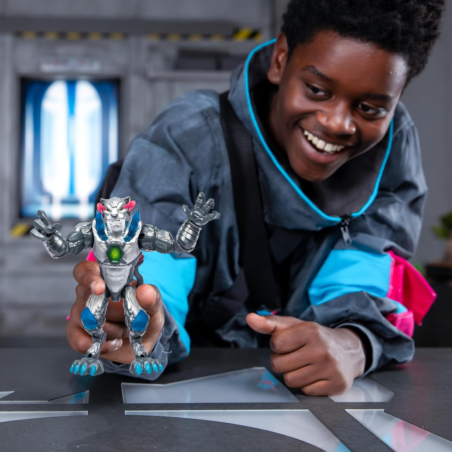 MrBeast Lab Mutators - Metallic Panther Action Figure (5.5") 7