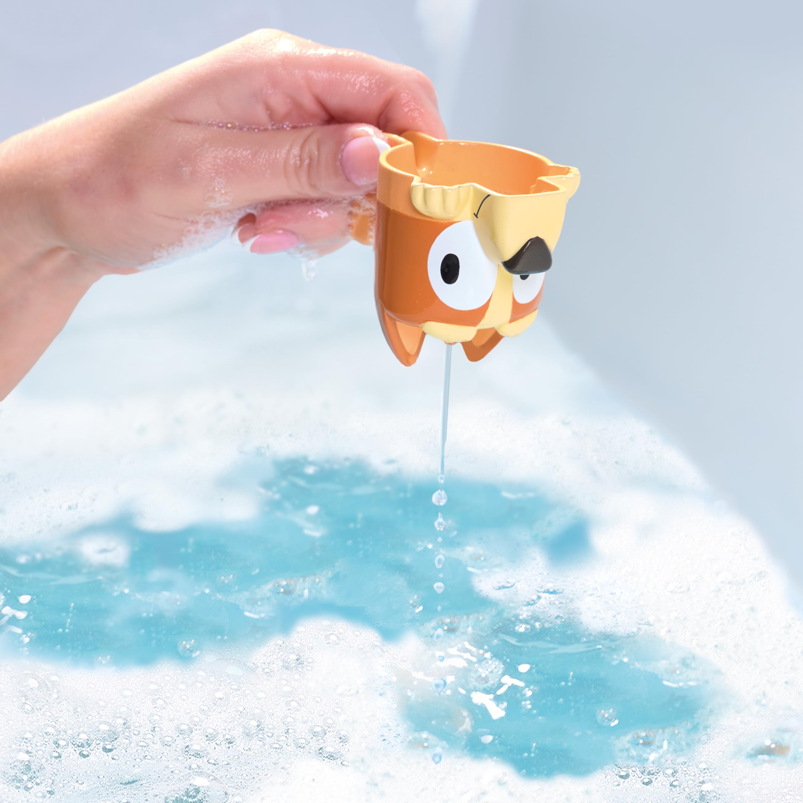 TOMY Bluey's Family Pourers - Stacking & Nesting Bath Toys for 18 Months+ | Multicolor Plastic 6