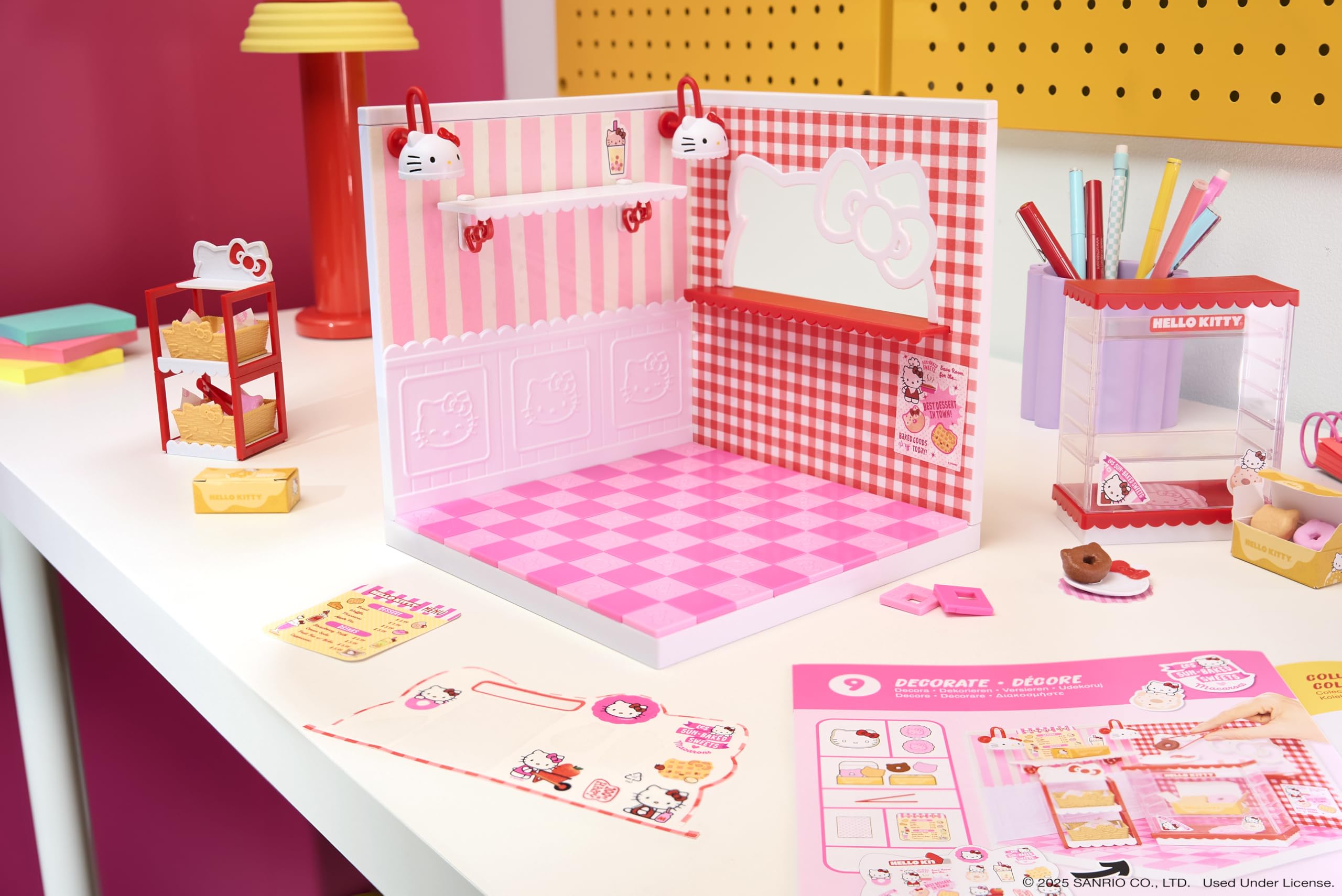 Miniverse Make It Mini Spaces Hello Kitty - Building Set for Kids 8+, DIY Craft Room Playset 10