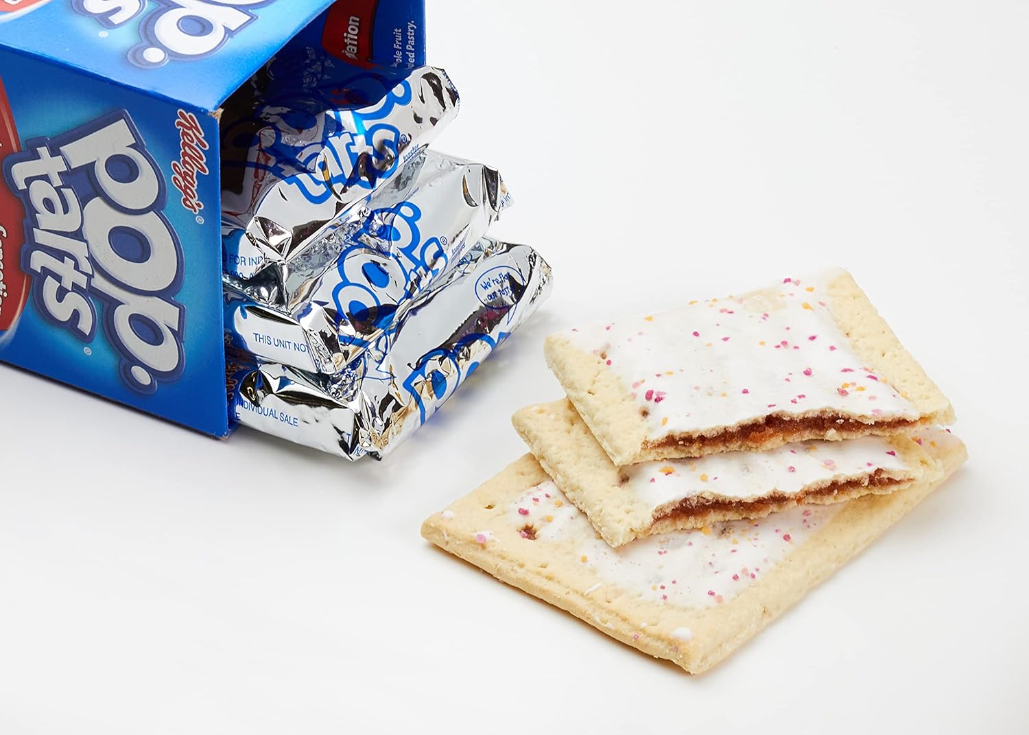 Kellogg's Pop-Tarts Frosted Strawberry Sensation Toaster Pastries Box, 8 x 48g 8