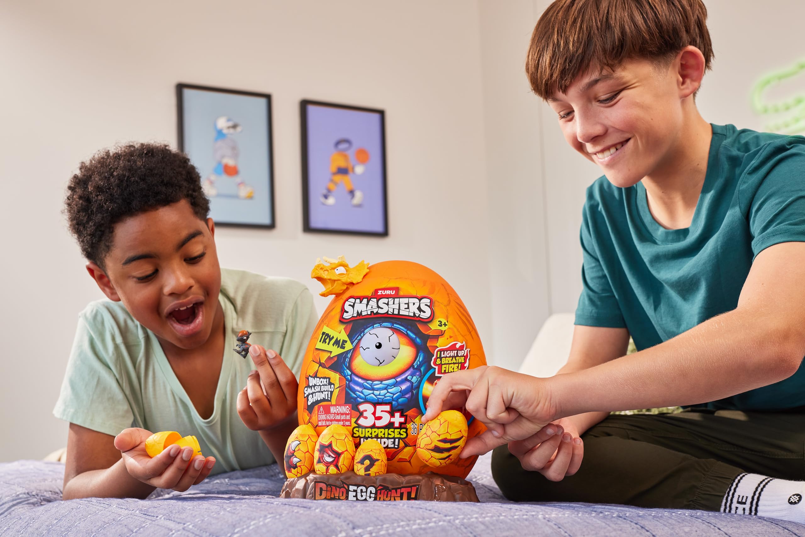 Smashers Dino Egg Hunt - Light-Up Fire Breathing Dinosaur Playset for Ages 3+ 3