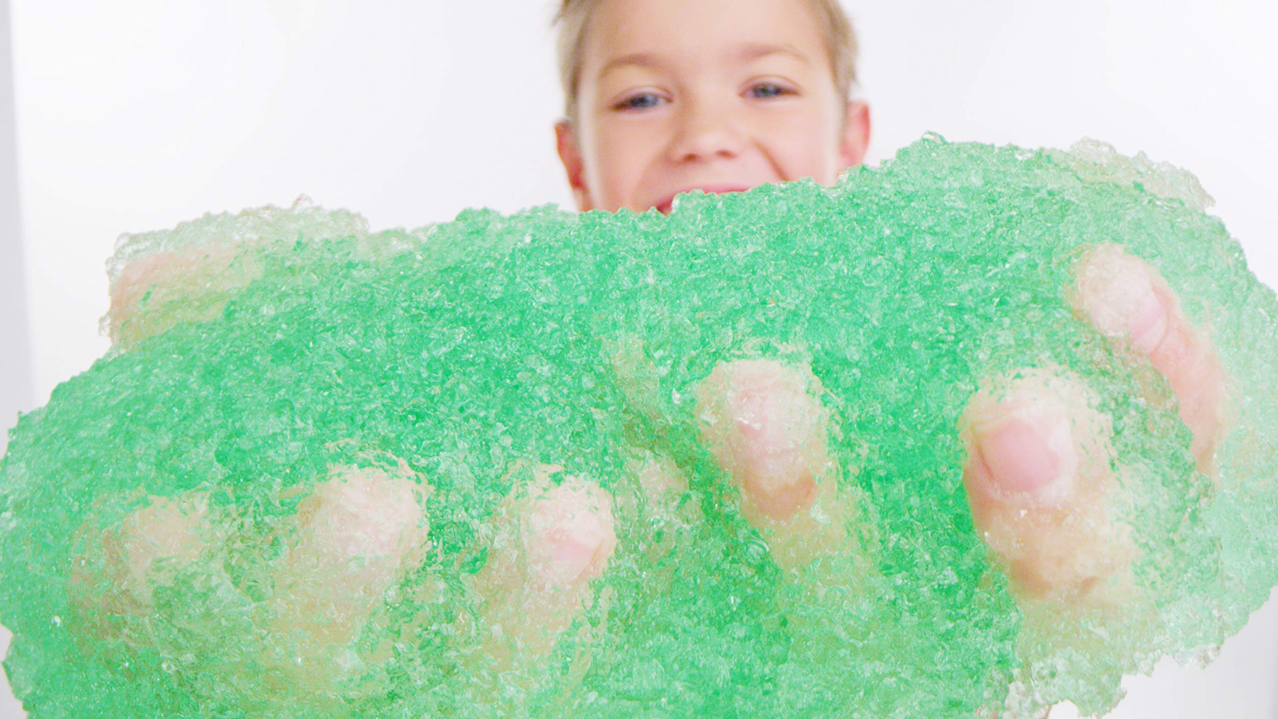 Zimpli Kids Gelli Play Green - Magically Turns Water into Thick, Colourful Goo 6