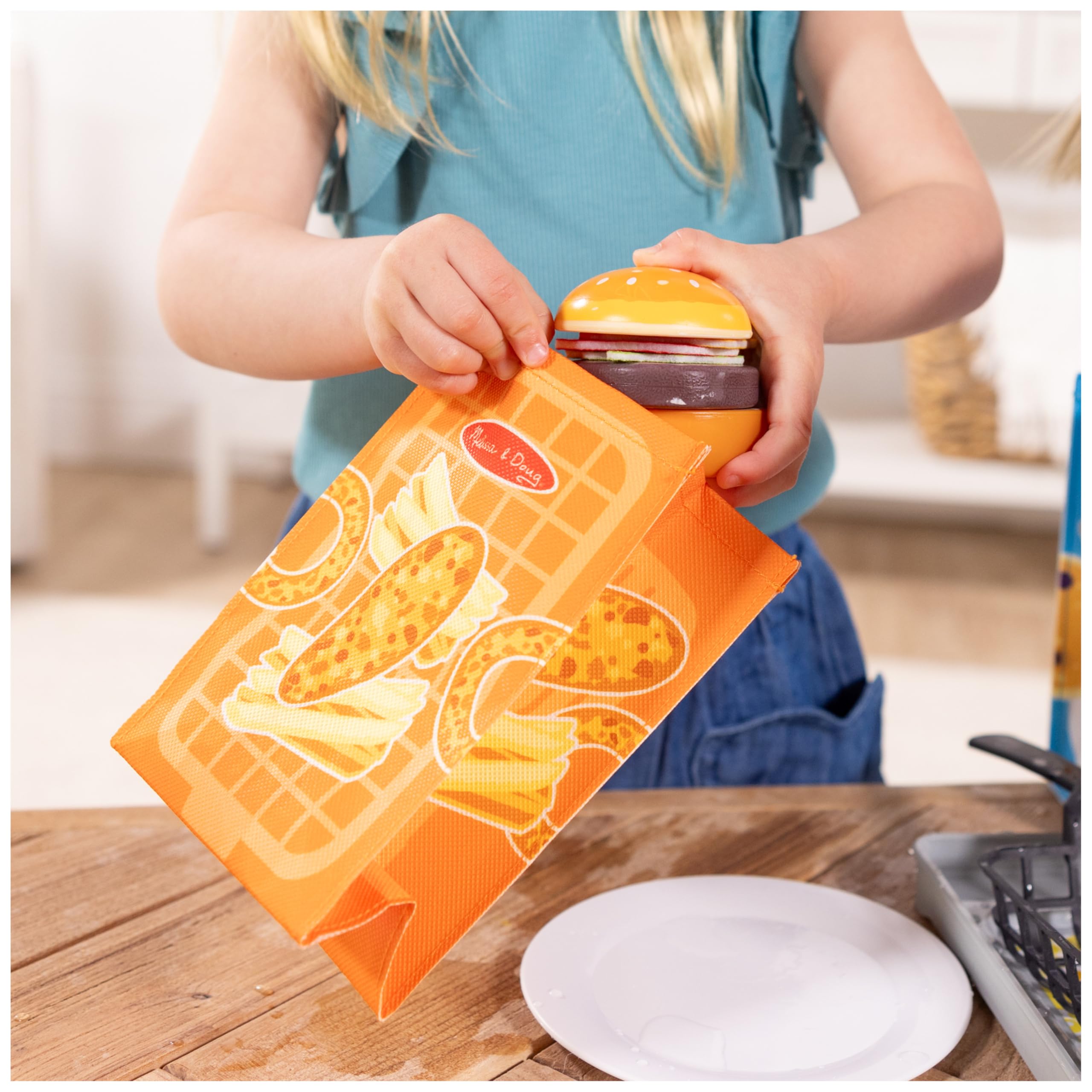 Melissa & Doug Flip & Fry Grill Play Set with Water WOW! Colour Reveal Food | Ages 3+ 6