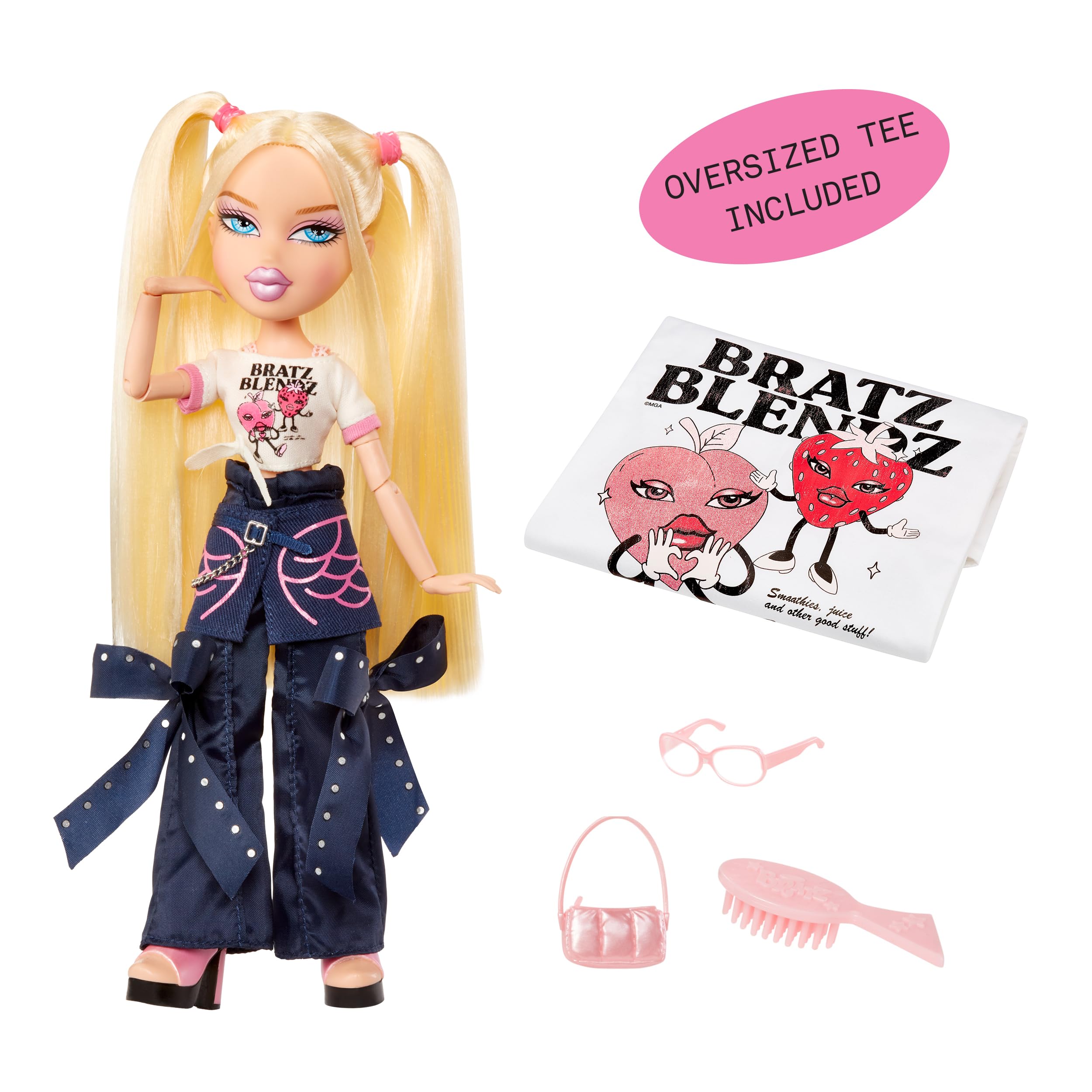 Bratz Stylin' Cloe Fashion Doll with Customizable T-Shirt and Matching Accessories 8