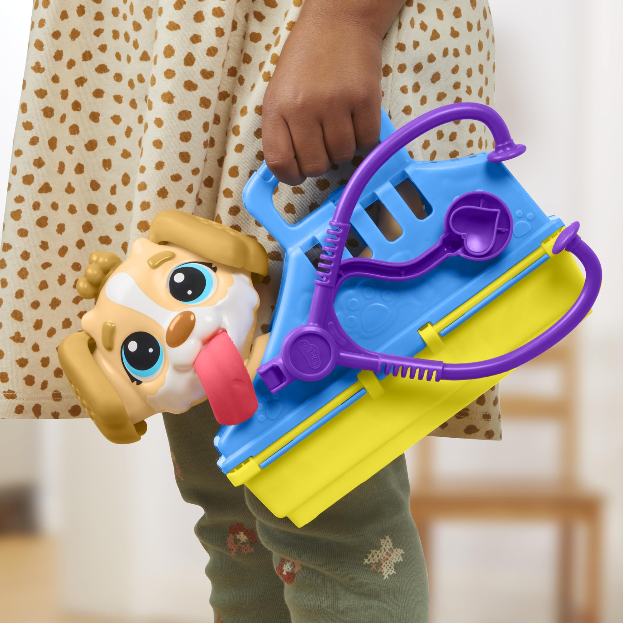 Play-Doh Care 'n Carry Vet Playset - Pretend Play Veterinarian Kit for Kids 3+ 11