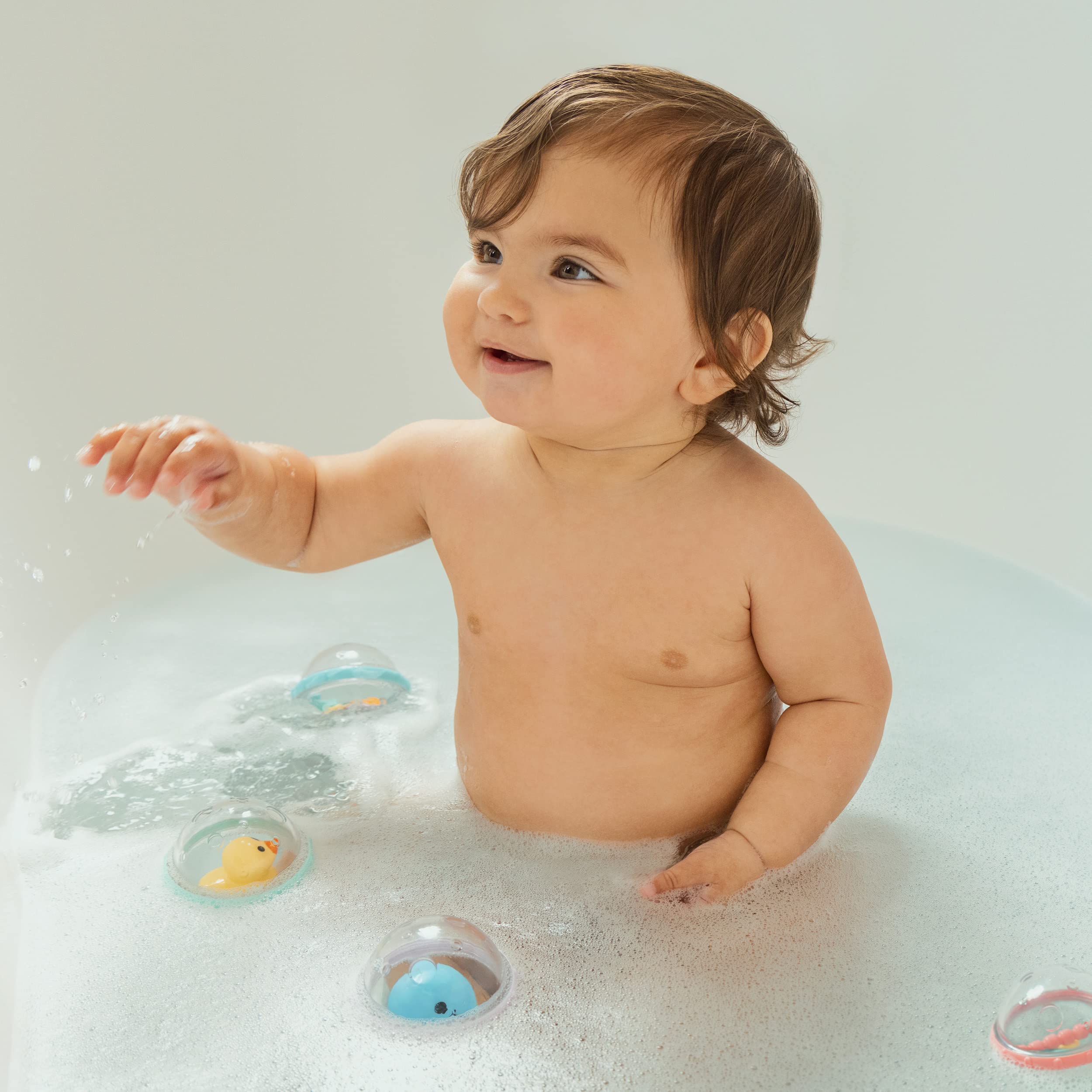 Munchkin Float and Play Bubbles Bath Toy - Spinning, Rattling & Floating Water Play for Babies 4+ Months 5