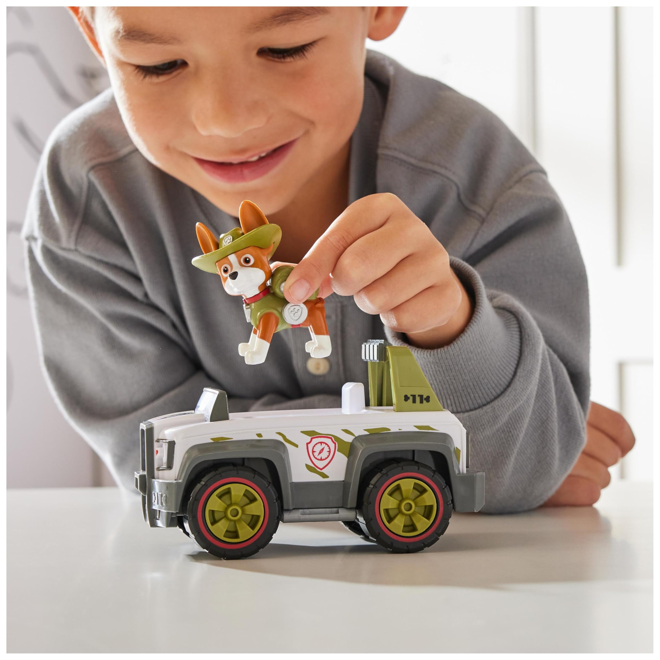 Paw Patrol Tracker's Jungle Cruiser - Toy Vehicle with Collectible Action Figure for Kids 3+ 4
