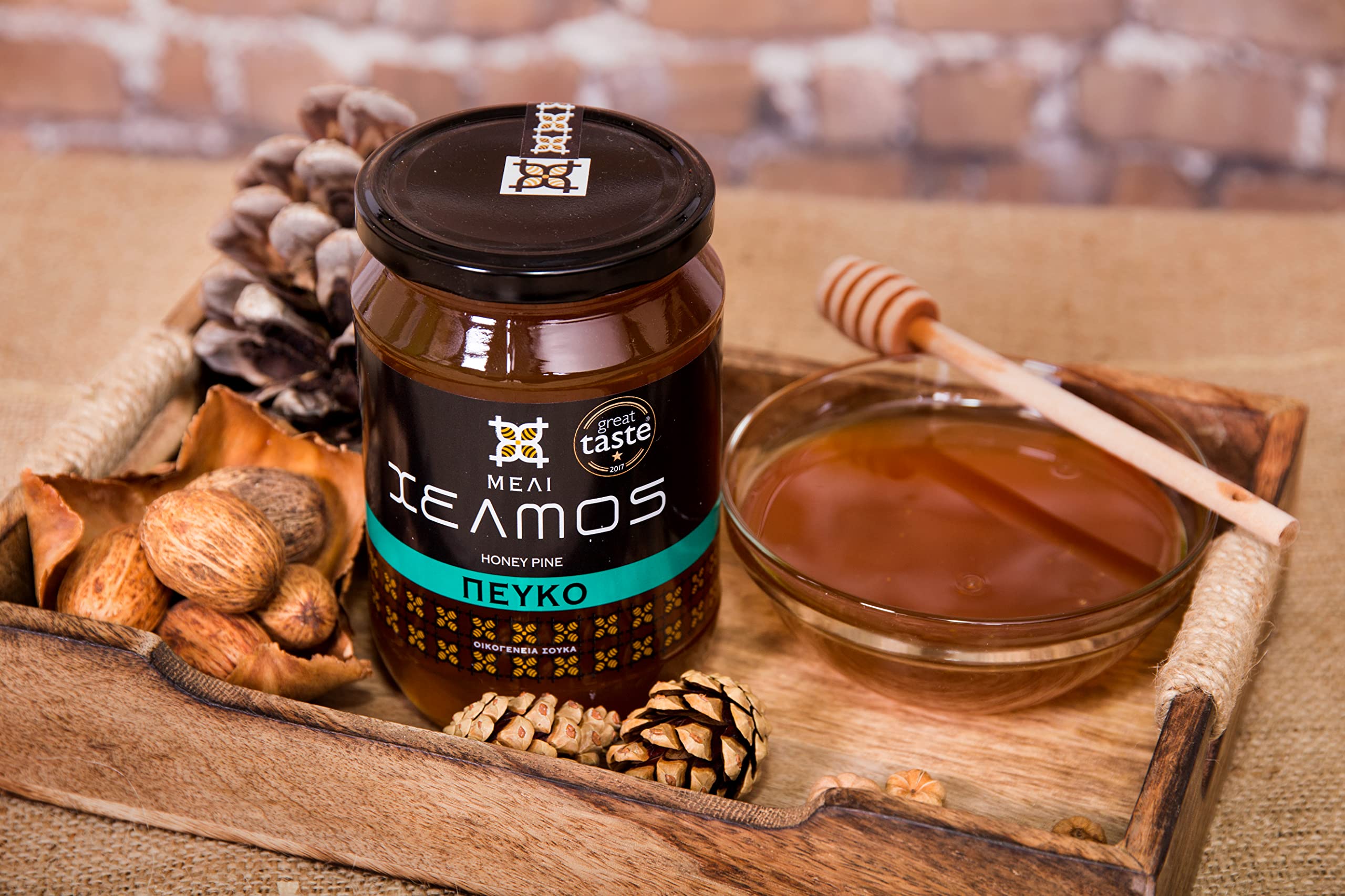 Helmos Greek Pine Honey - Raw & Unpasteurized | 950g | Made by Soukas Family 4