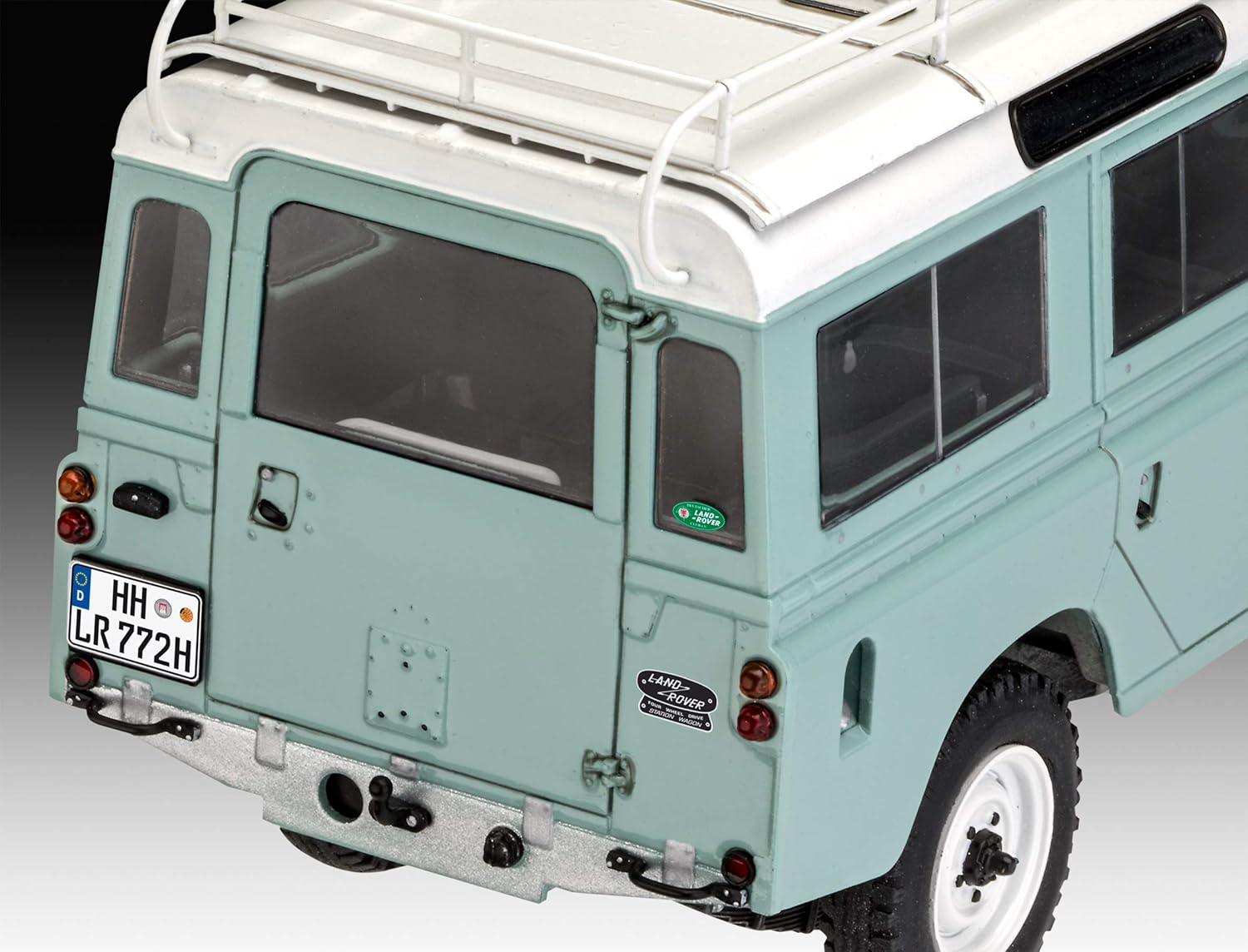Revell Land Rover Series III 1:24 Scale Model Kit - Building Toy for Adults & Kids, 138 Pieces 7
