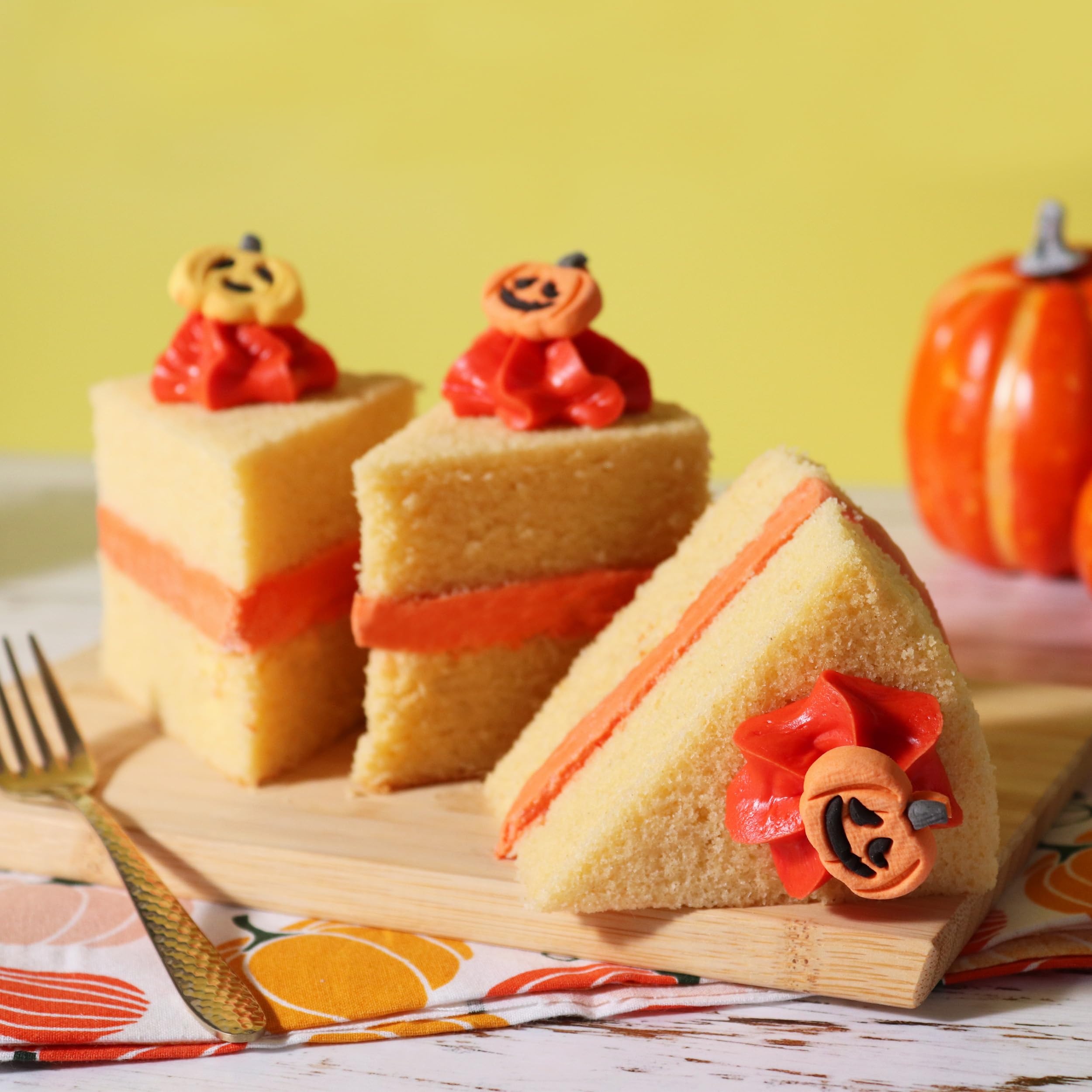 PME - Halloween Edible Sugar Decorations - Pumpkins (Set of 12) 5