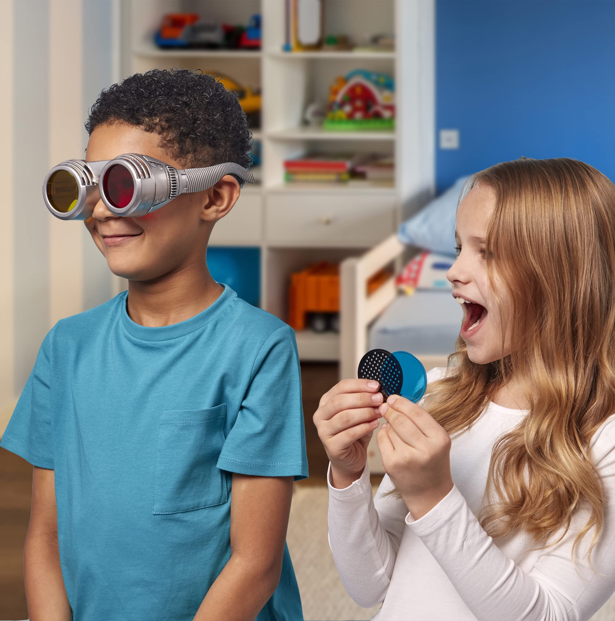 Brainstorm Toys E2064 See The World Through Others' Eyes - STEM Optics Playset for Kids 6+ 7