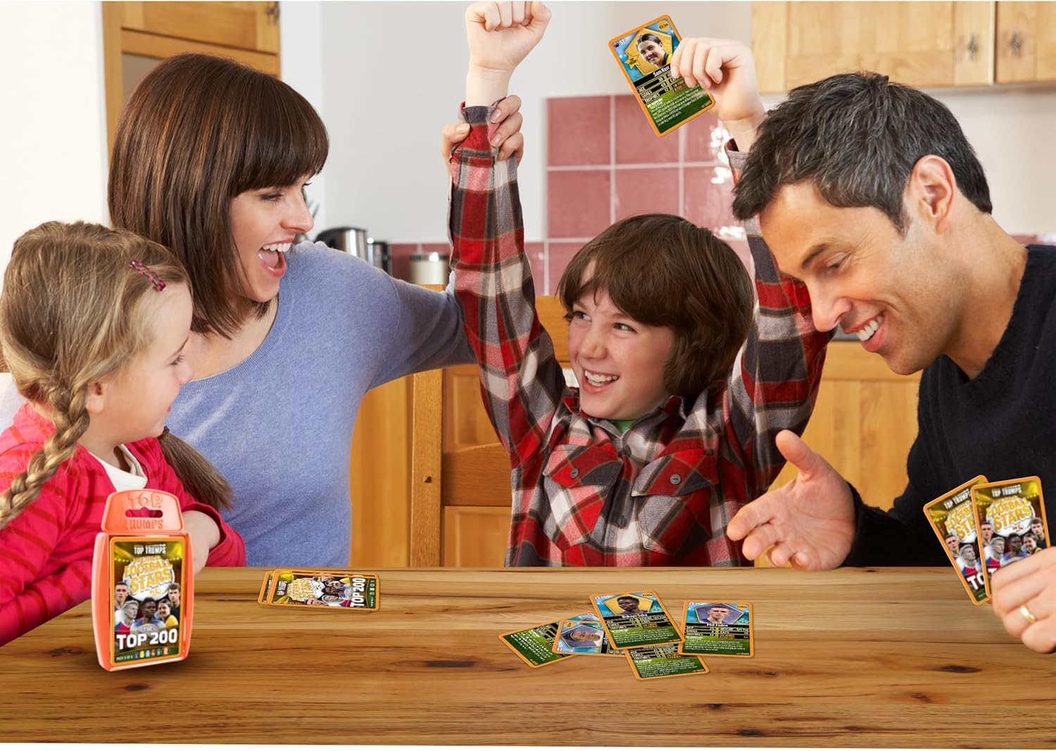 Top Trumps World Football Stars Top 200 Card Game Pack 6 8