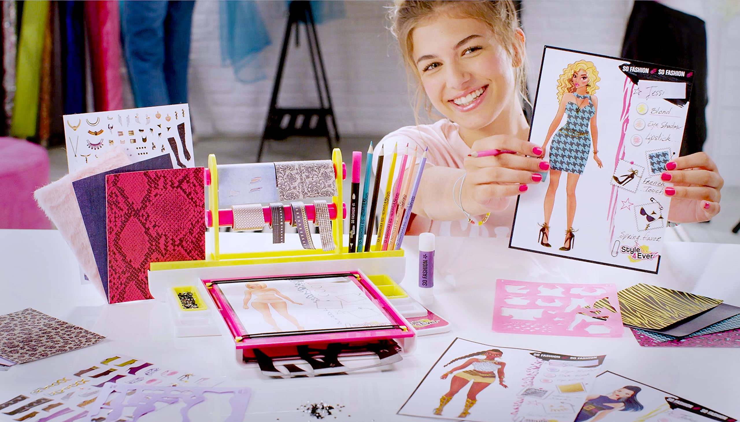 Fashion Designer Studio - Real Adhesive Fabrics & Design Kit for Kids 9