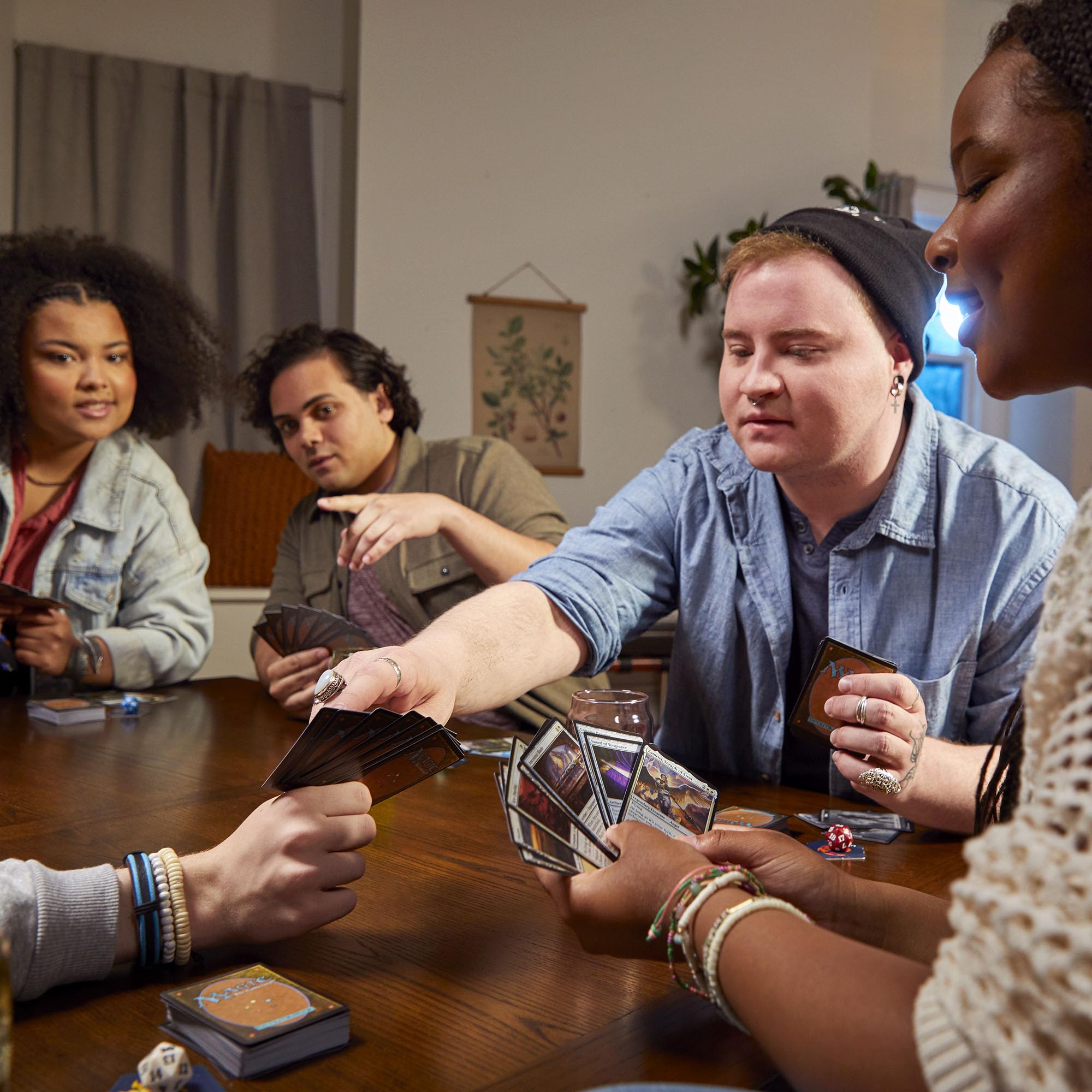 Magic: The Gathering Game Night: Free-for-All 2022 Fantasy Card Game for 2–5 Players 11