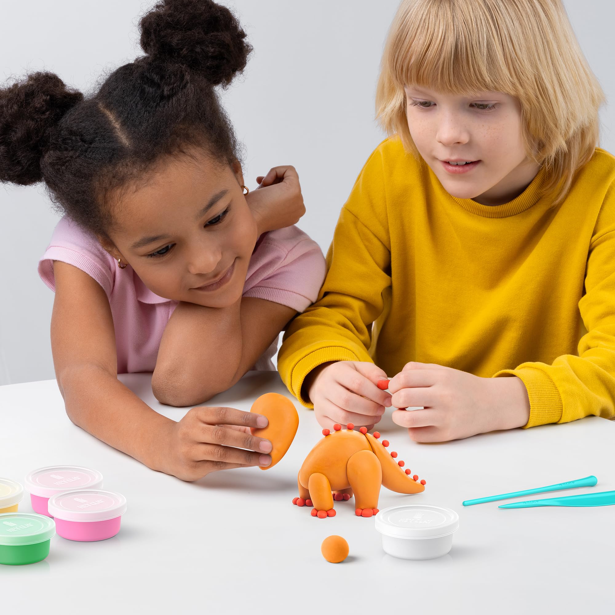 HEY CLAY Dinos Set - Air Dry Clay Kit with 15 Cans, Tools, and App Access 5