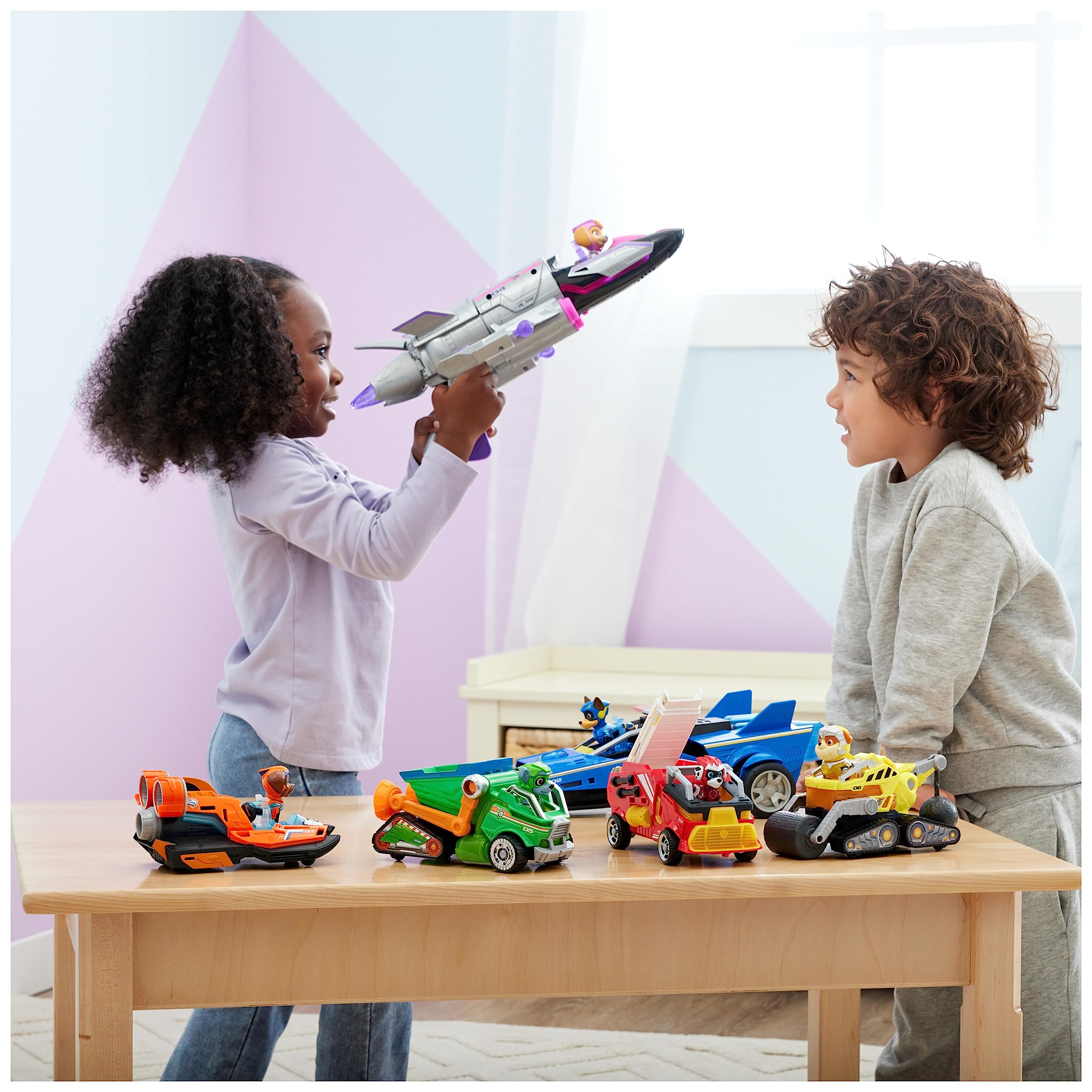 PAW Patrol: The Mighty Movie Chase Mighty Pups Toy Car with Light-Up Action Figure, Lights & Sounds - Vehicle Playset for Kids 3+ 6