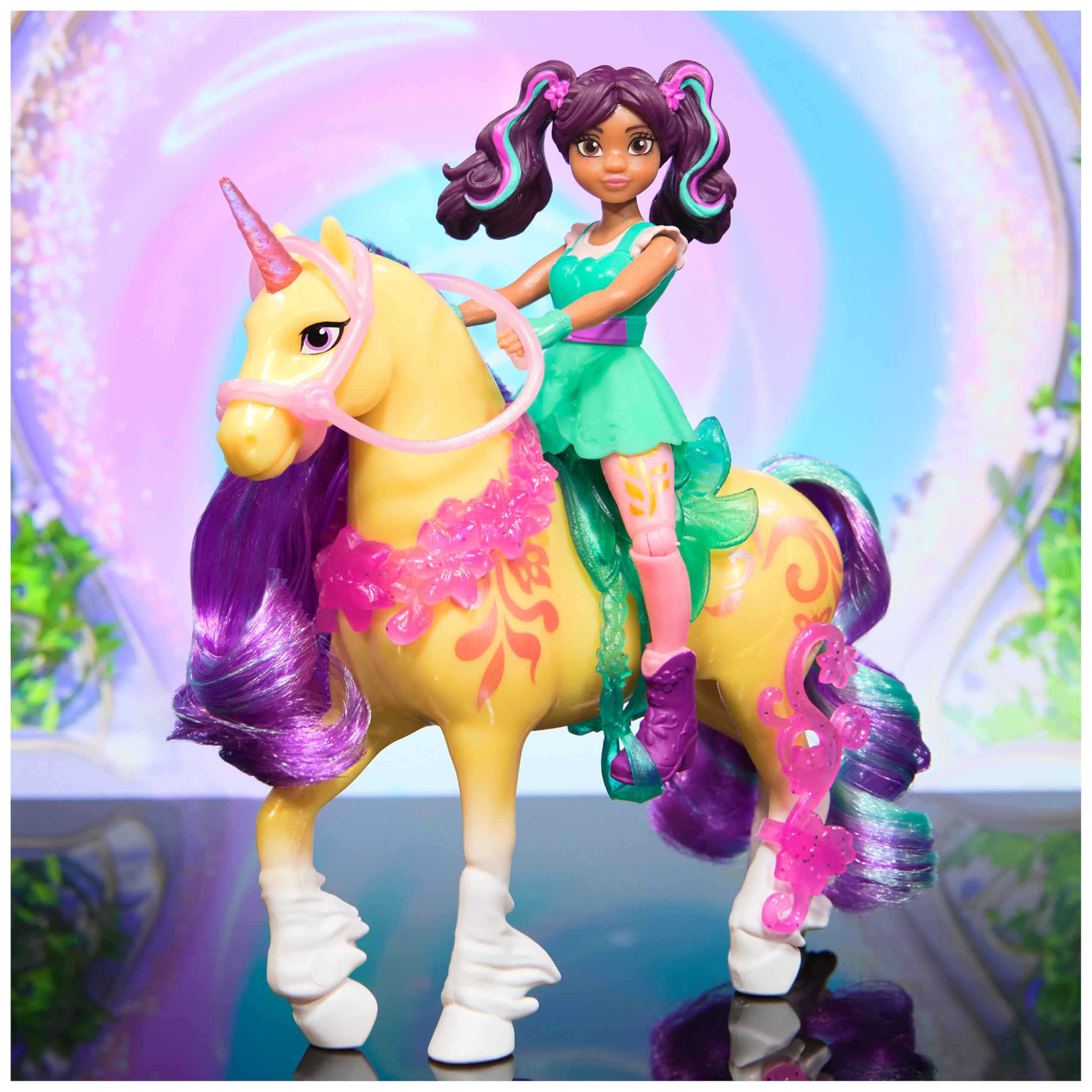 Unicorn Academy, Ava & Leaf Power of Friendship Set with Translucent Saddle 7